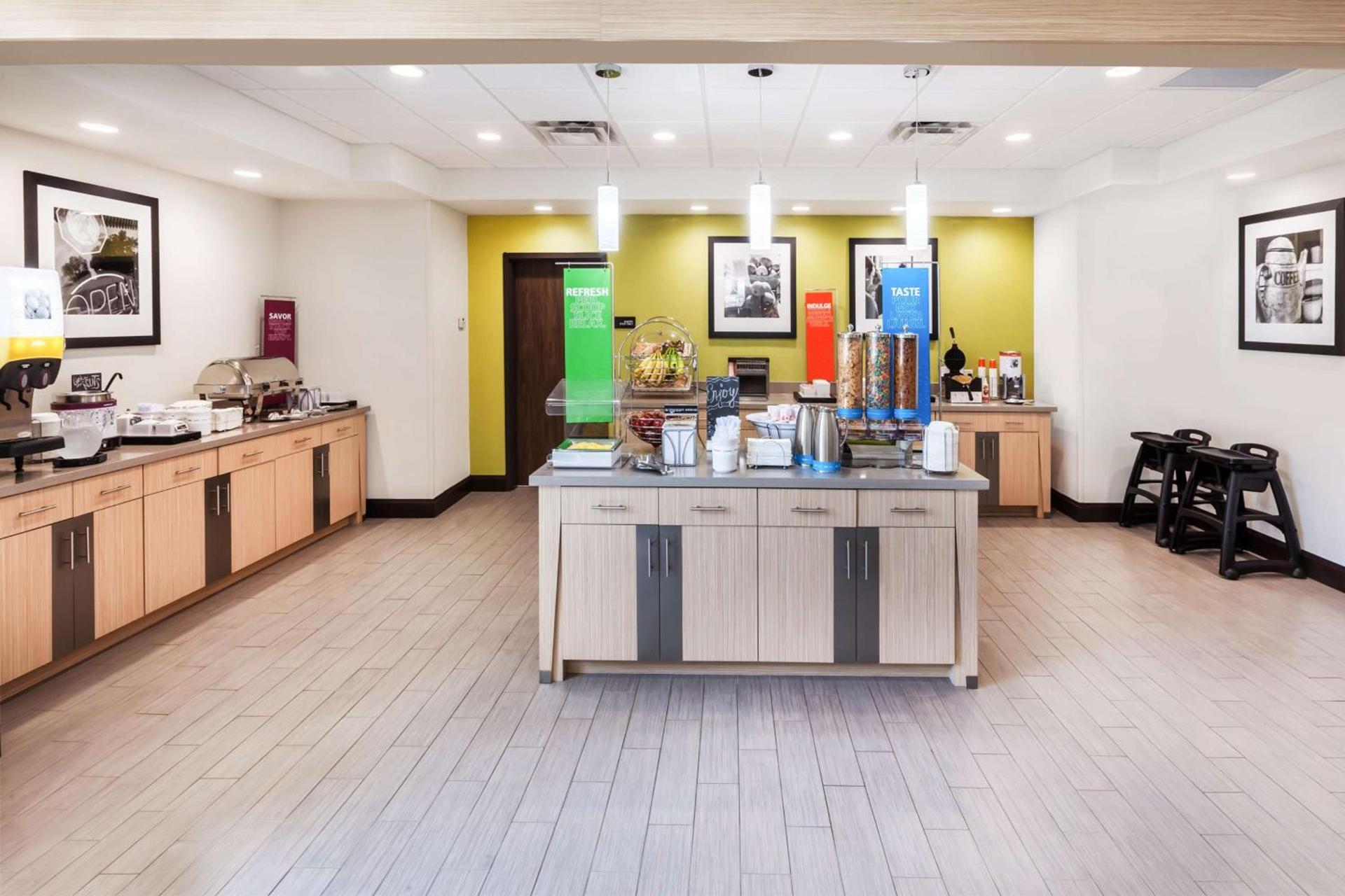 Hampton Inn Ozona photo 11