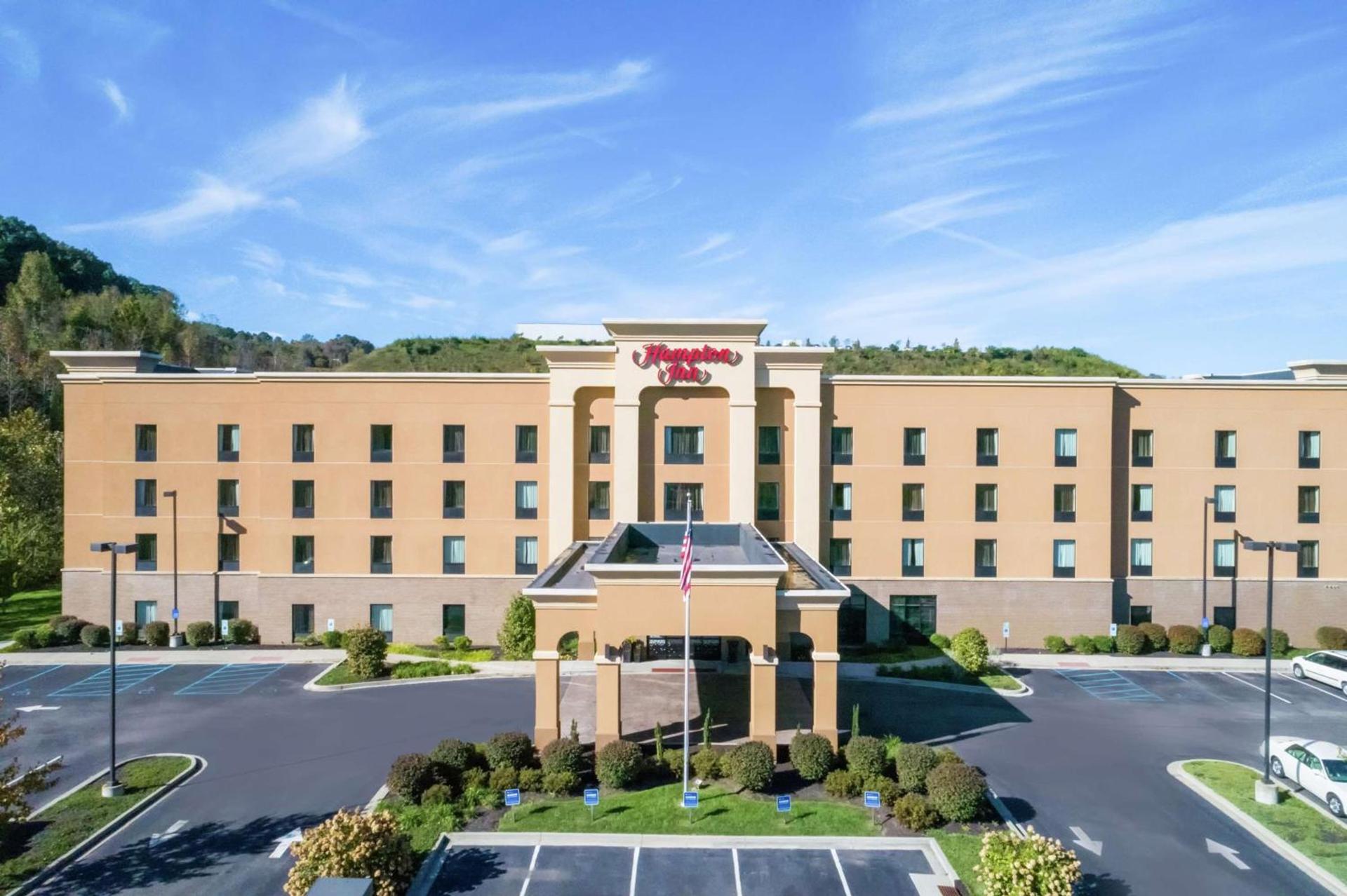 Hampton Inn University Area, Huntington, Wv photo 2