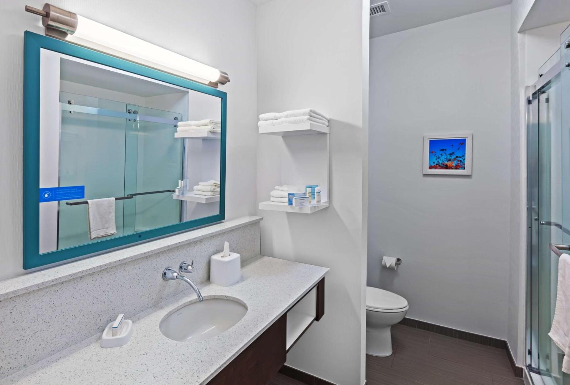 Hampton Inn Ozona photo 18