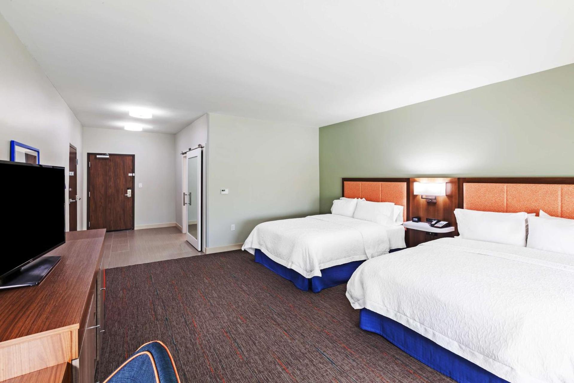 Hampton Inn Ozona photo 19