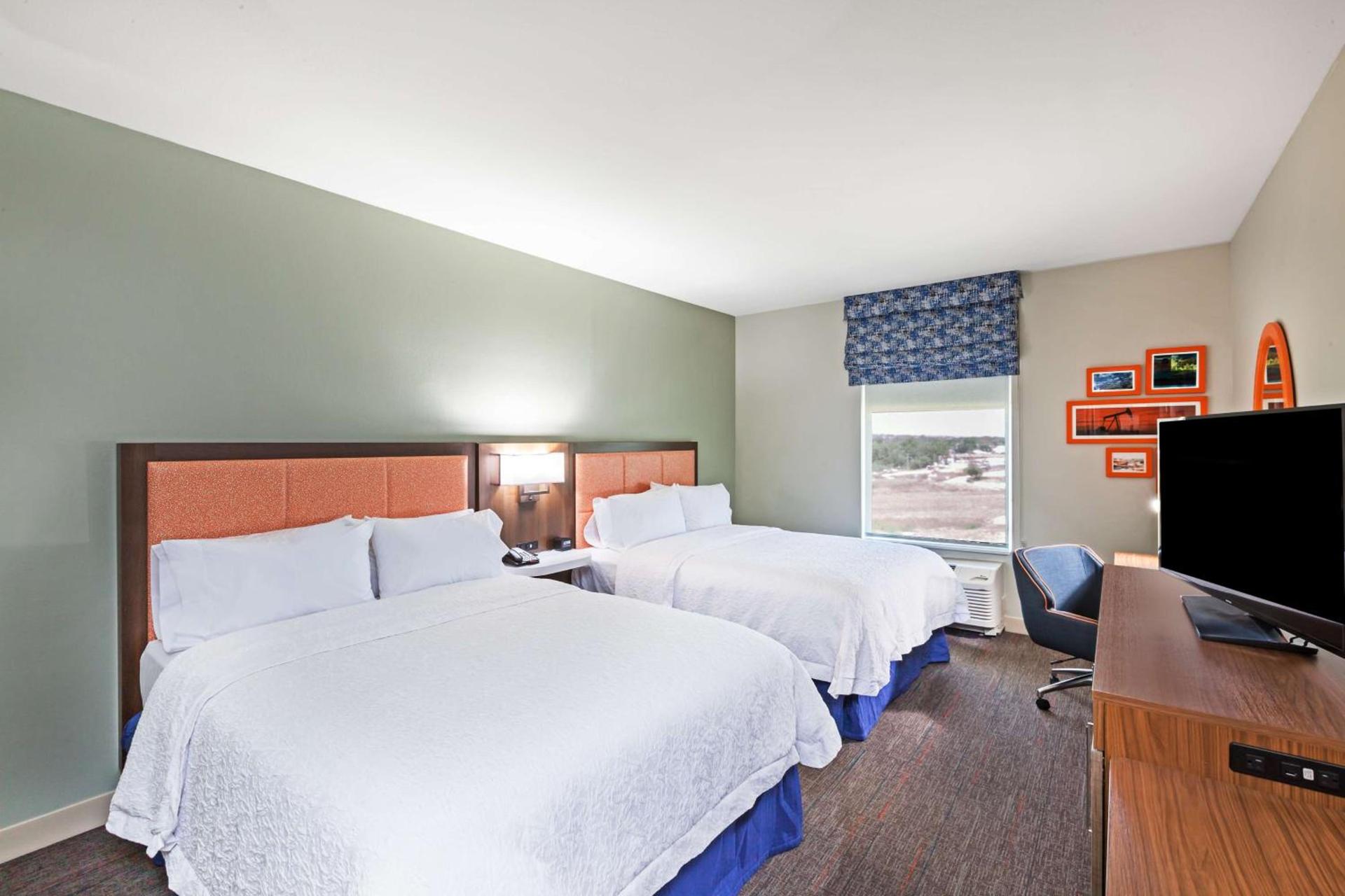 Hampton Inn Ozona photo 23