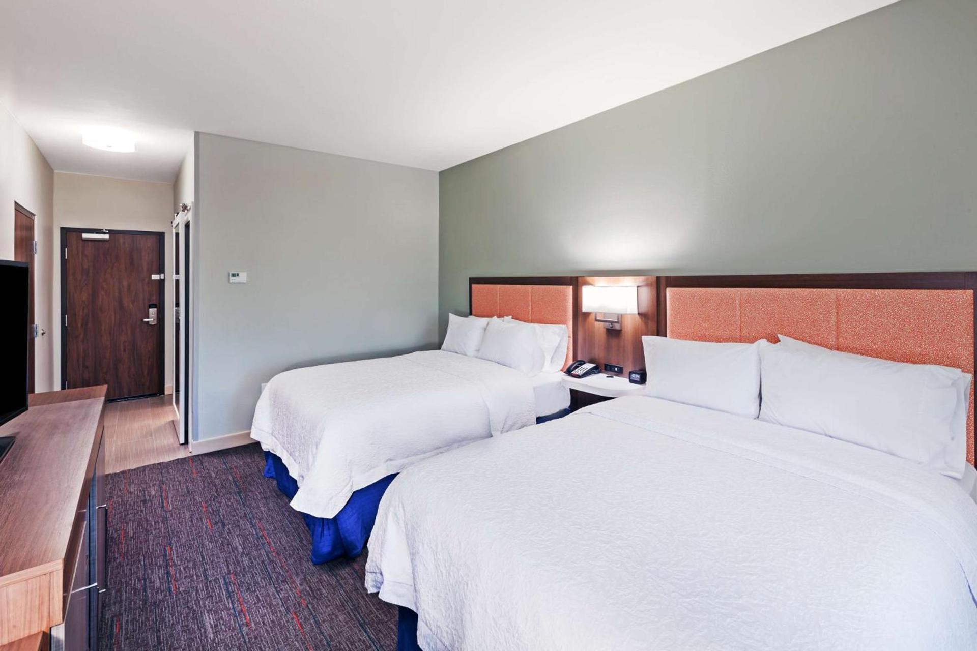 Hampton Inn Ozona photo 32