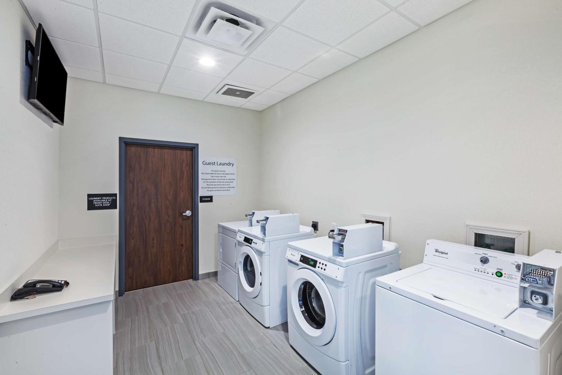Hampton Inn Ozona photo 36