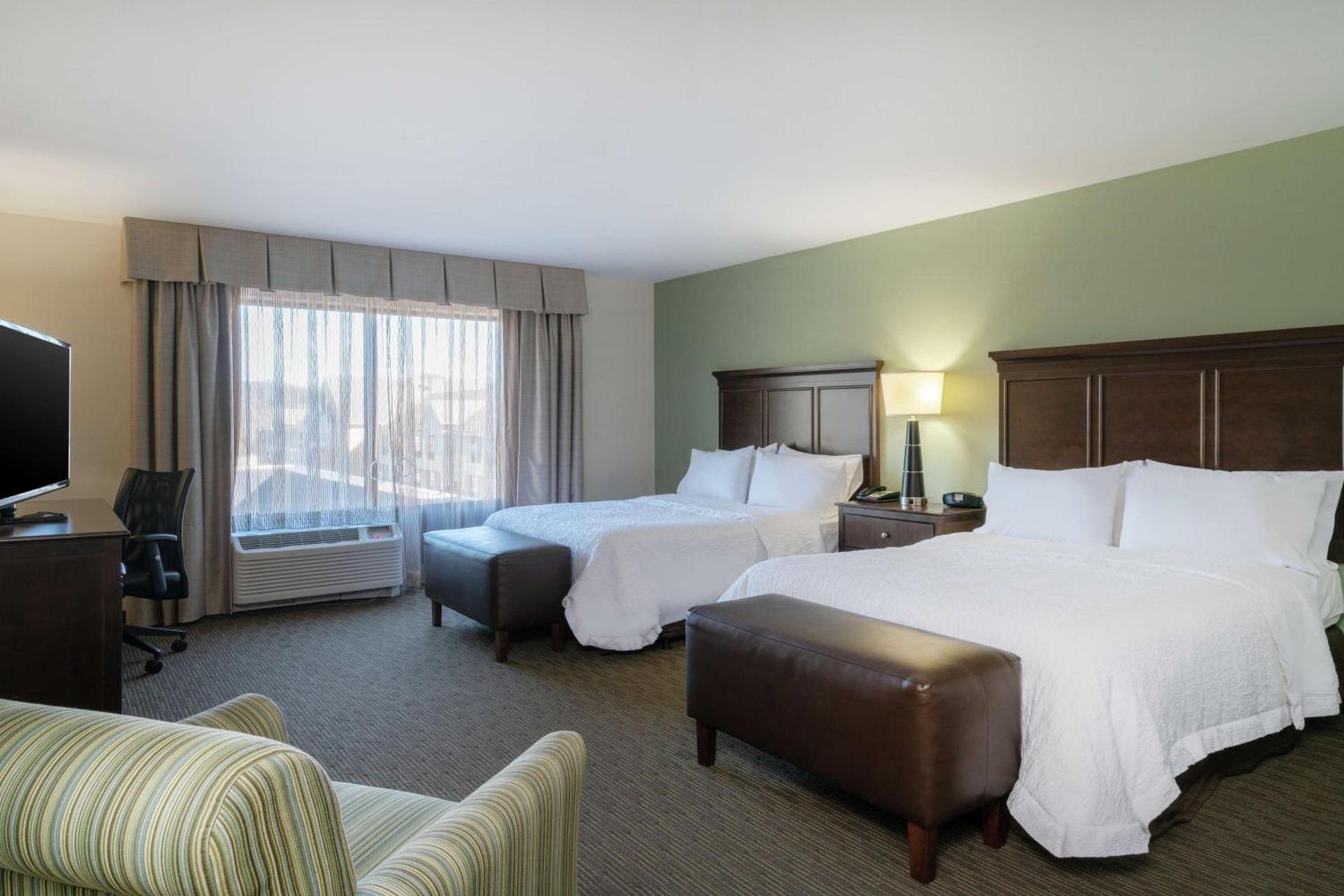 Hampton Inn University Area, Huntington, Wv photo 12
