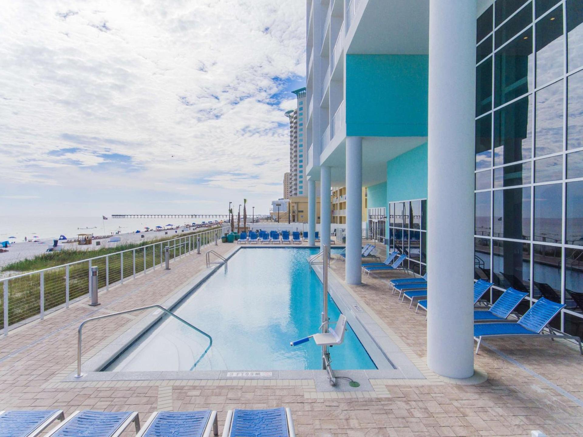 Hampton Inn & Suites Panama City Beach-Beachfront photo 9
