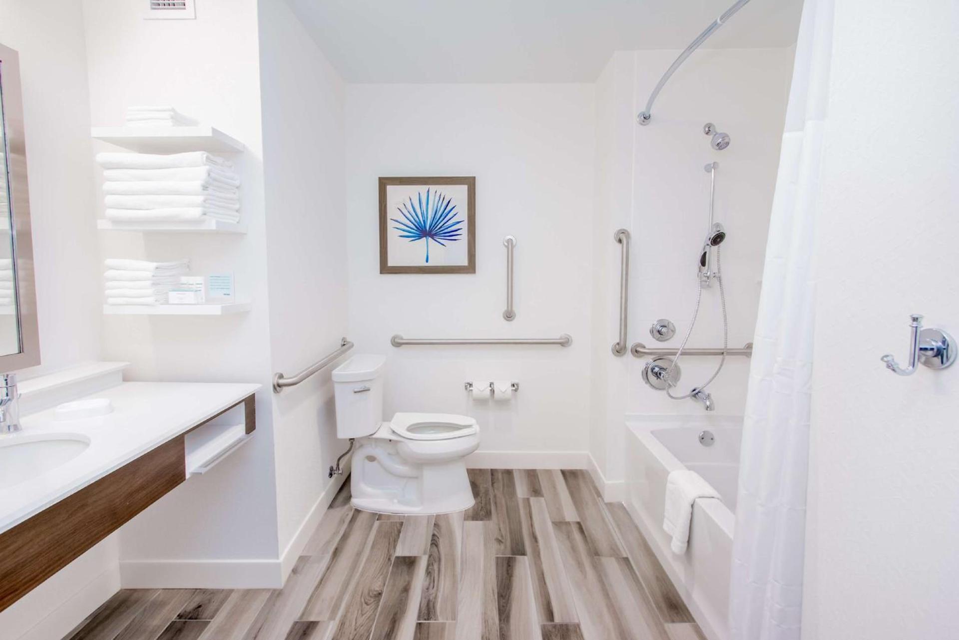 Hampton Inn & Suites Panama City Beach-Beachfront photo 42