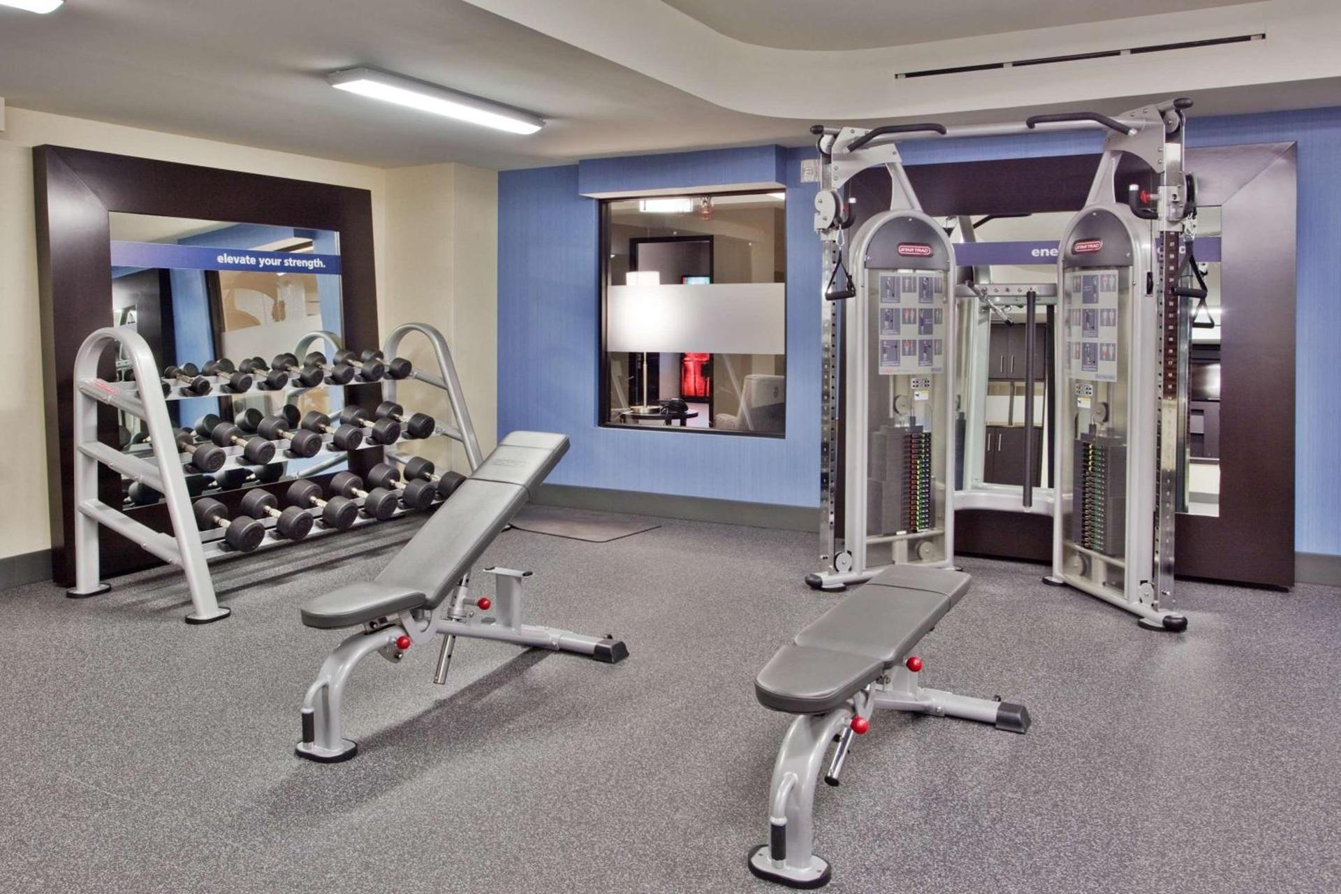 Hampton Inn & Suites Chapel Hill/Carrboro photo 11