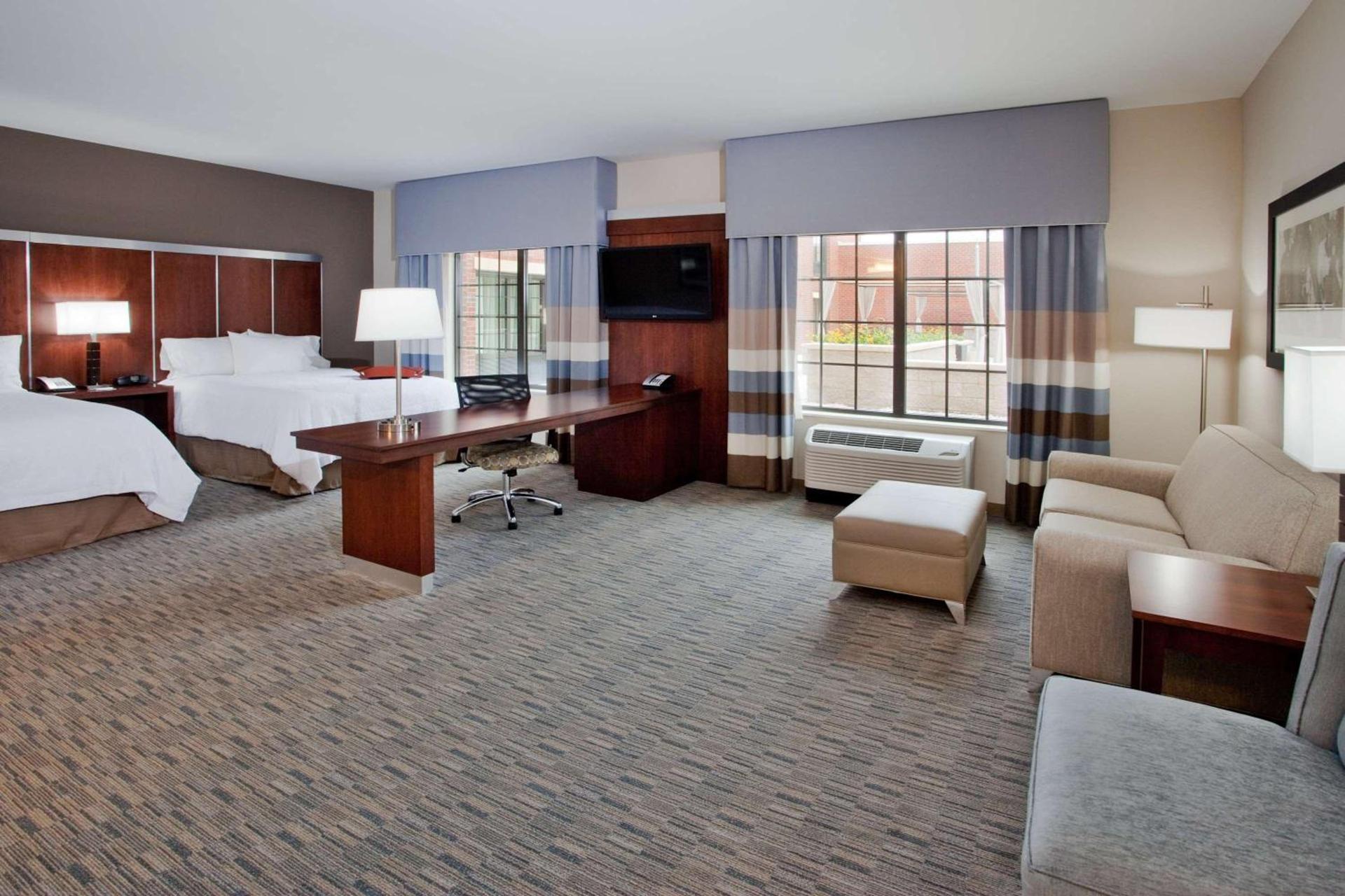 Hampton Inn & Suites Chapel Hill/Carrboro photo 13