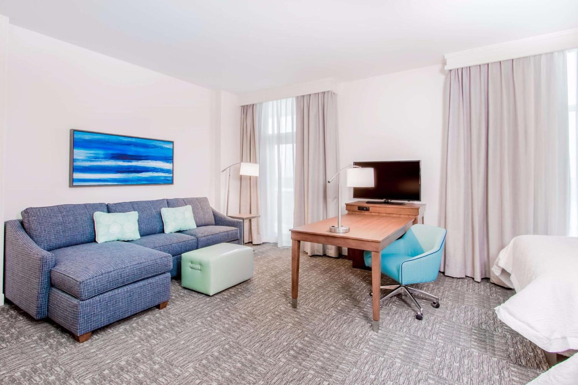Hampton Inn & Suites Panama City Beach-Beachfront photo 59