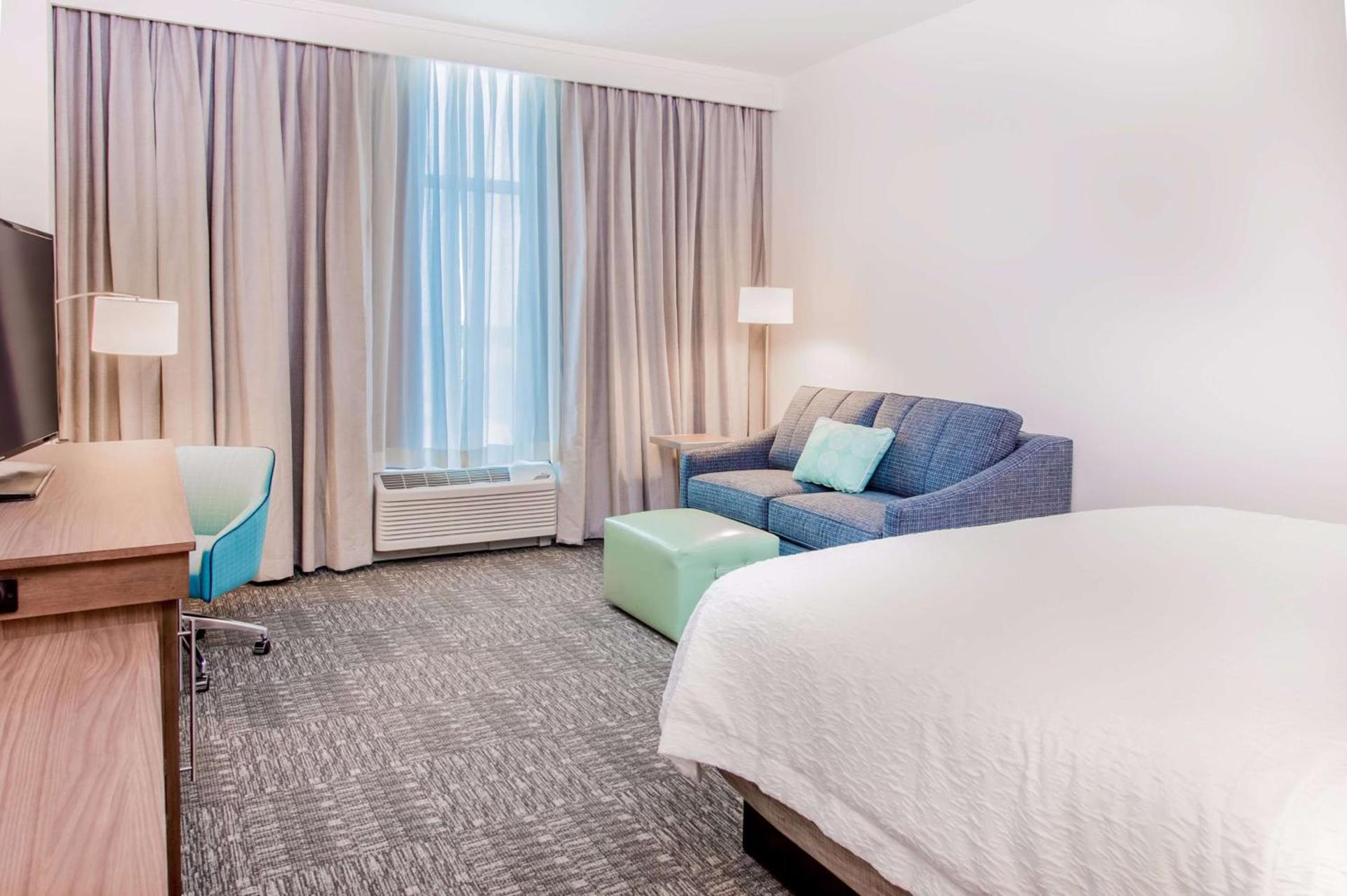 Hampton Inn & Suites Panama City Beach-Beachfront photo 64