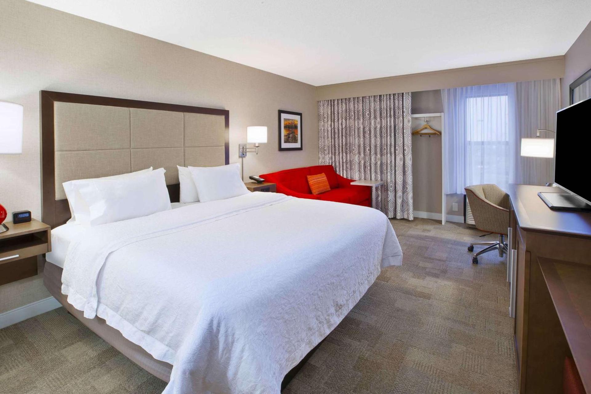 Hampton Inn Toledo-South/Maumee photo 27