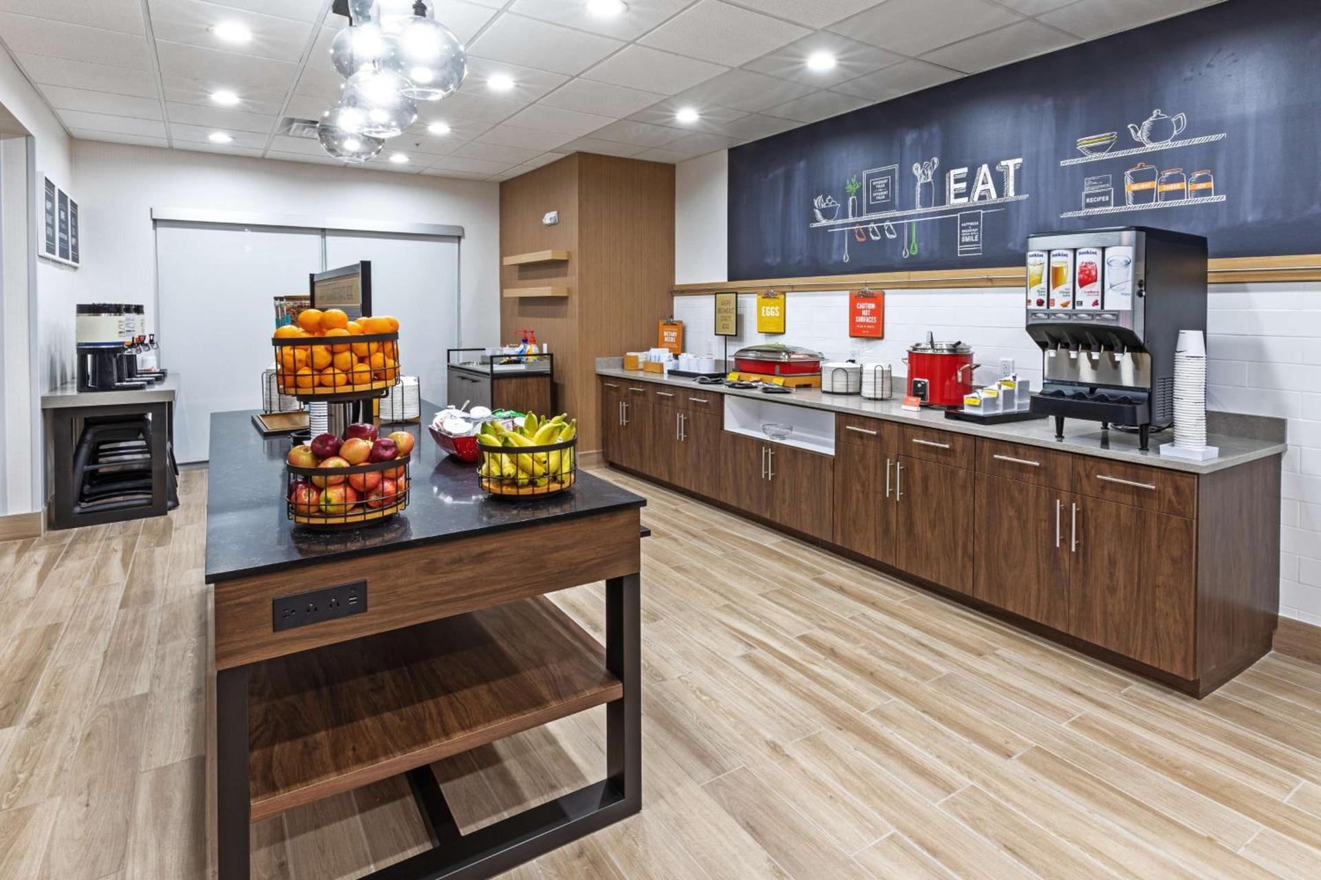 Hampton Inn & Suites Canyon, Tx photo 14