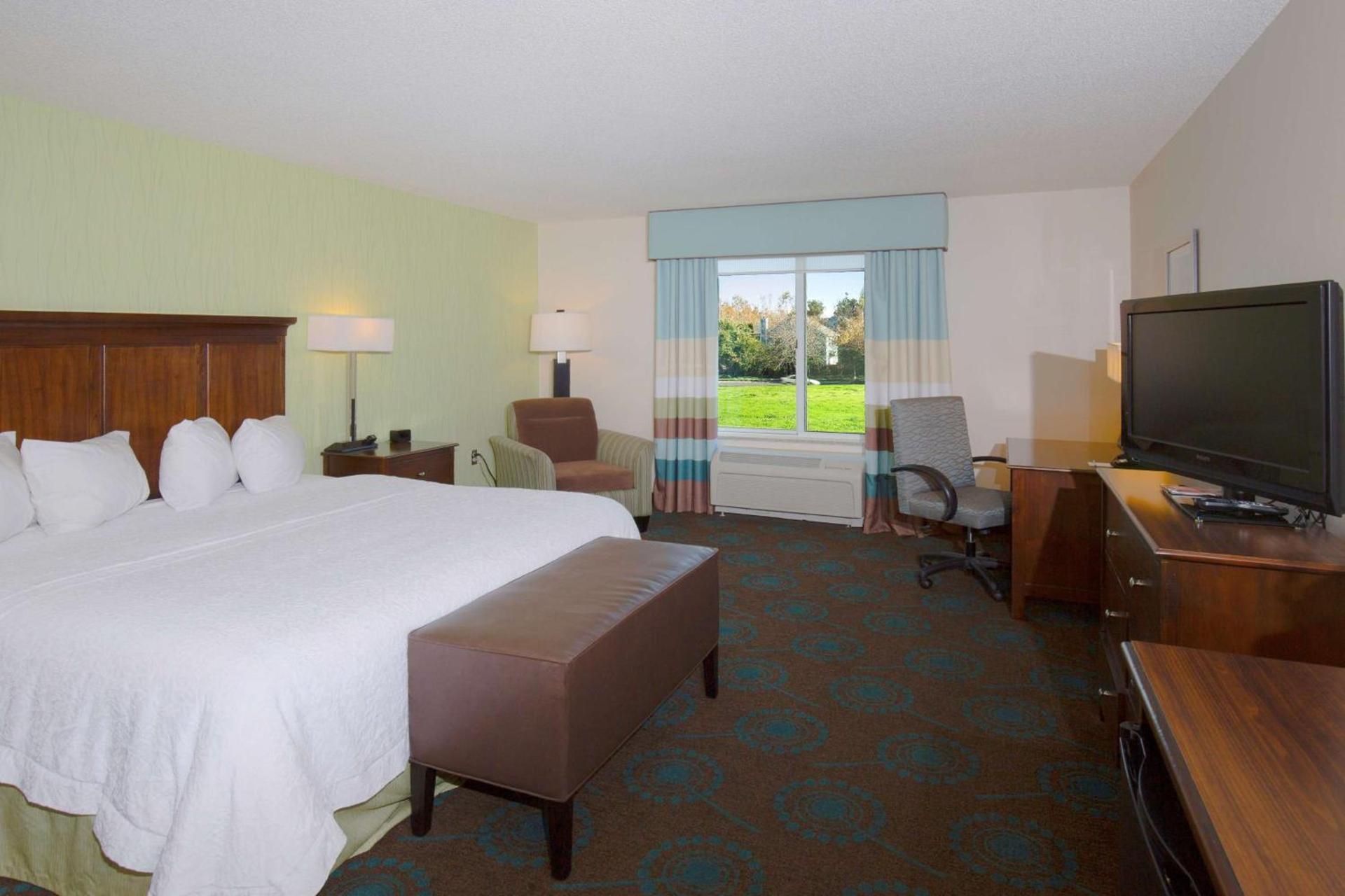Hampton Inn & Suites Suisun City Waterfront photo 15