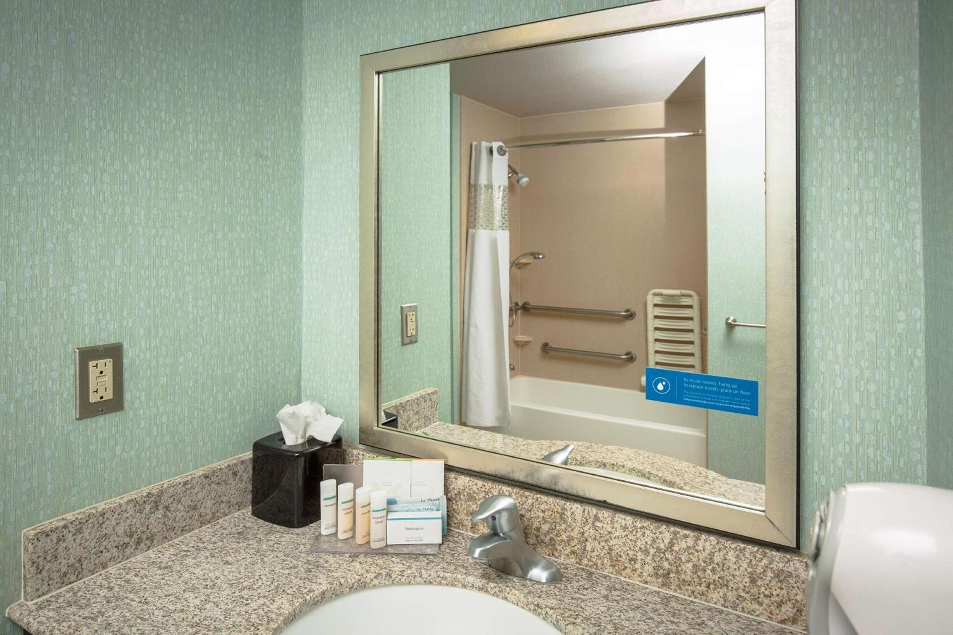 Hampton Inn & Suites Suisun City Waterfront photo 17