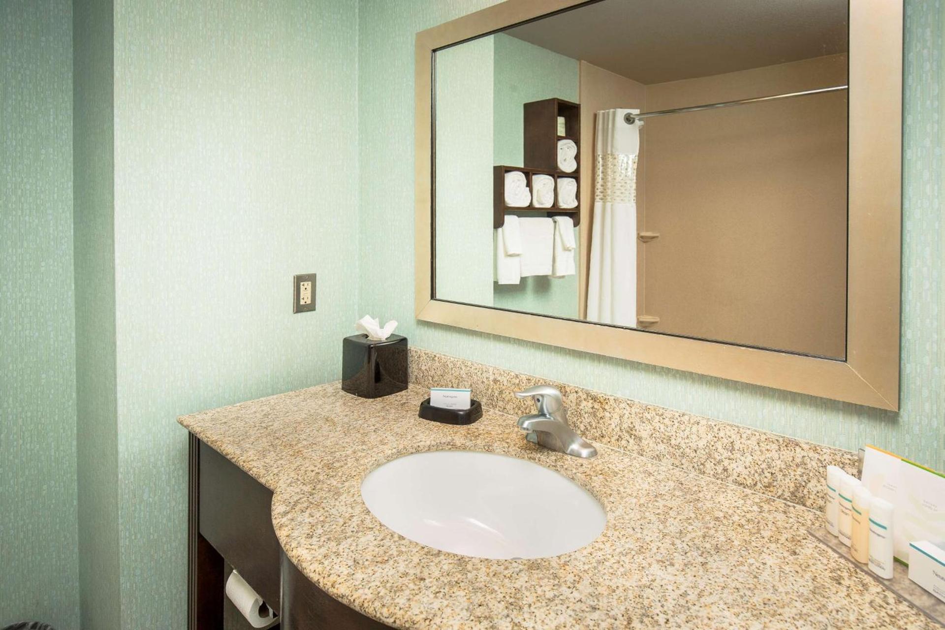 Hampton Inn & Suites Suisun City Waterfront photo 20