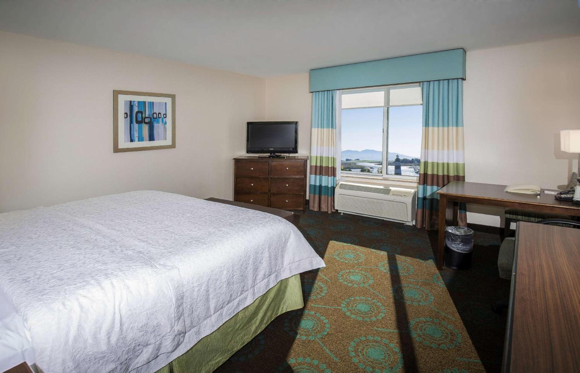 Hampton Inn & Suites Suisun City Waterfront photo 24