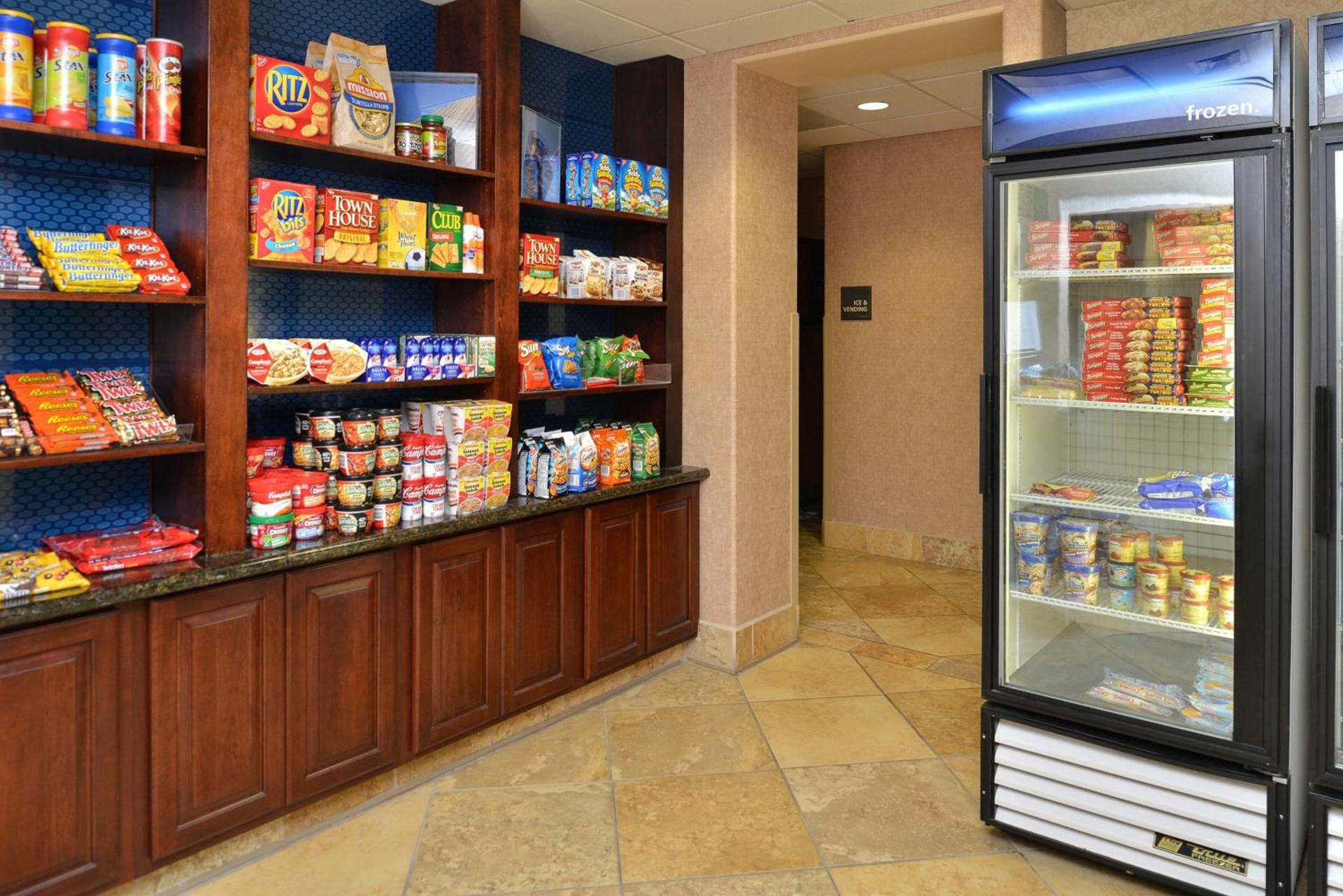 Hampton Inn & Suites Boise-Meridian photo 6