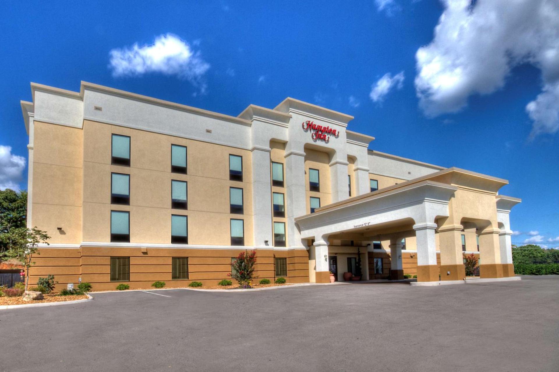 Hampton Inn Cookeville photo 1