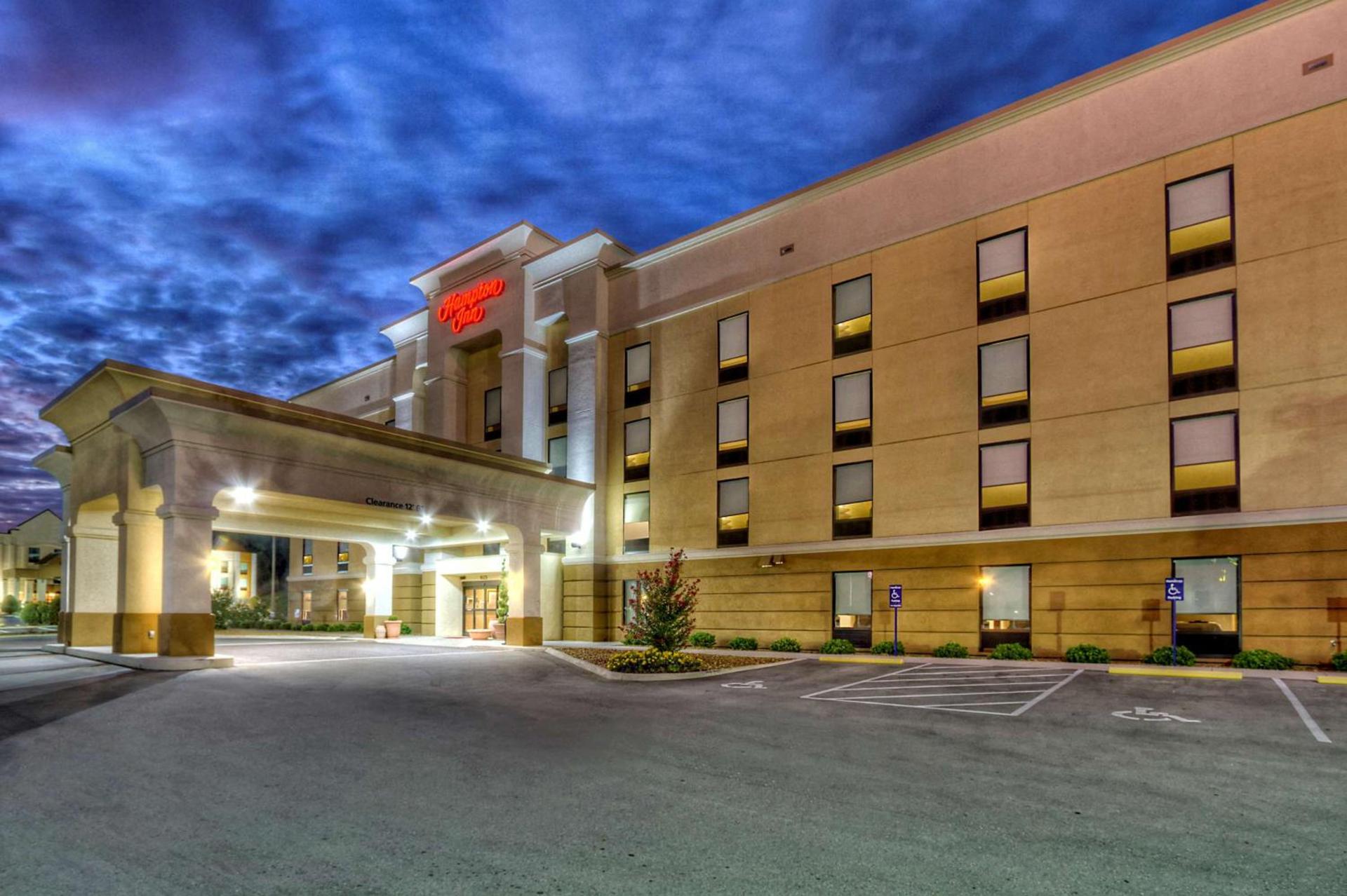 Hampton Inn Cookeville photo 2