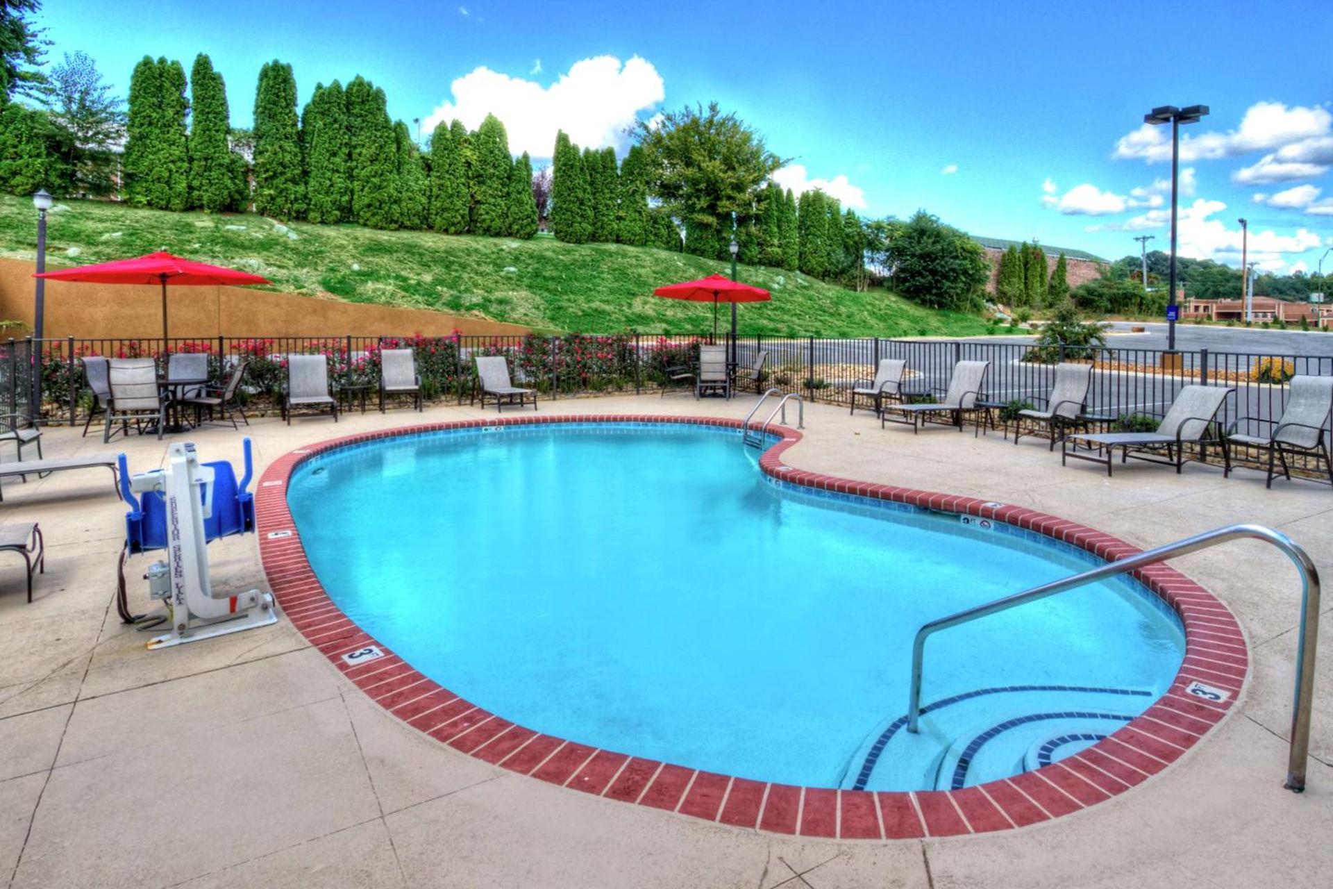 Hampton Inn Cookeville photo 4