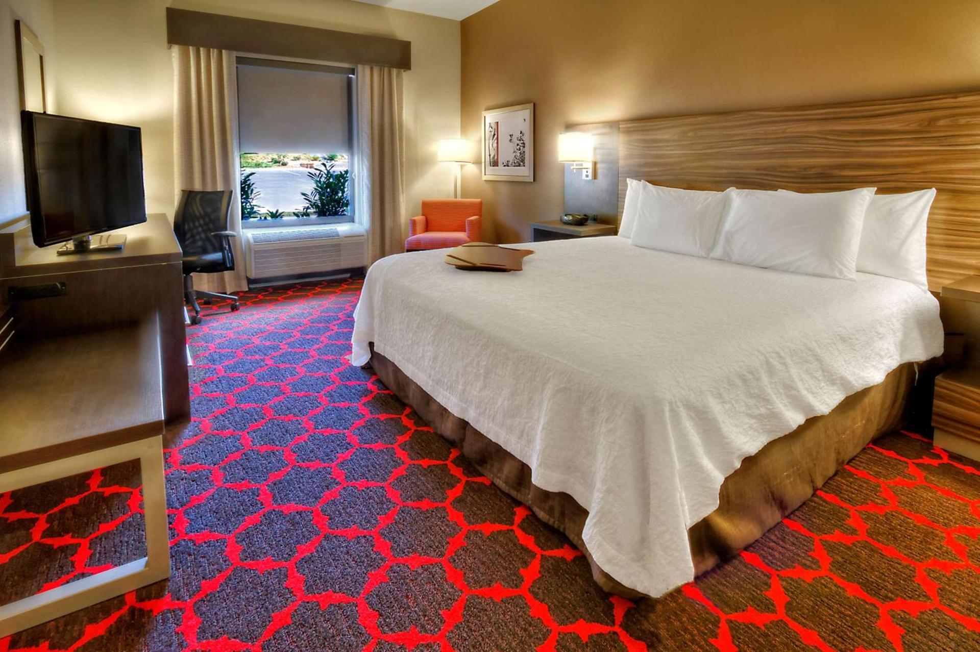 Hampton Inn Cookeville photo 24