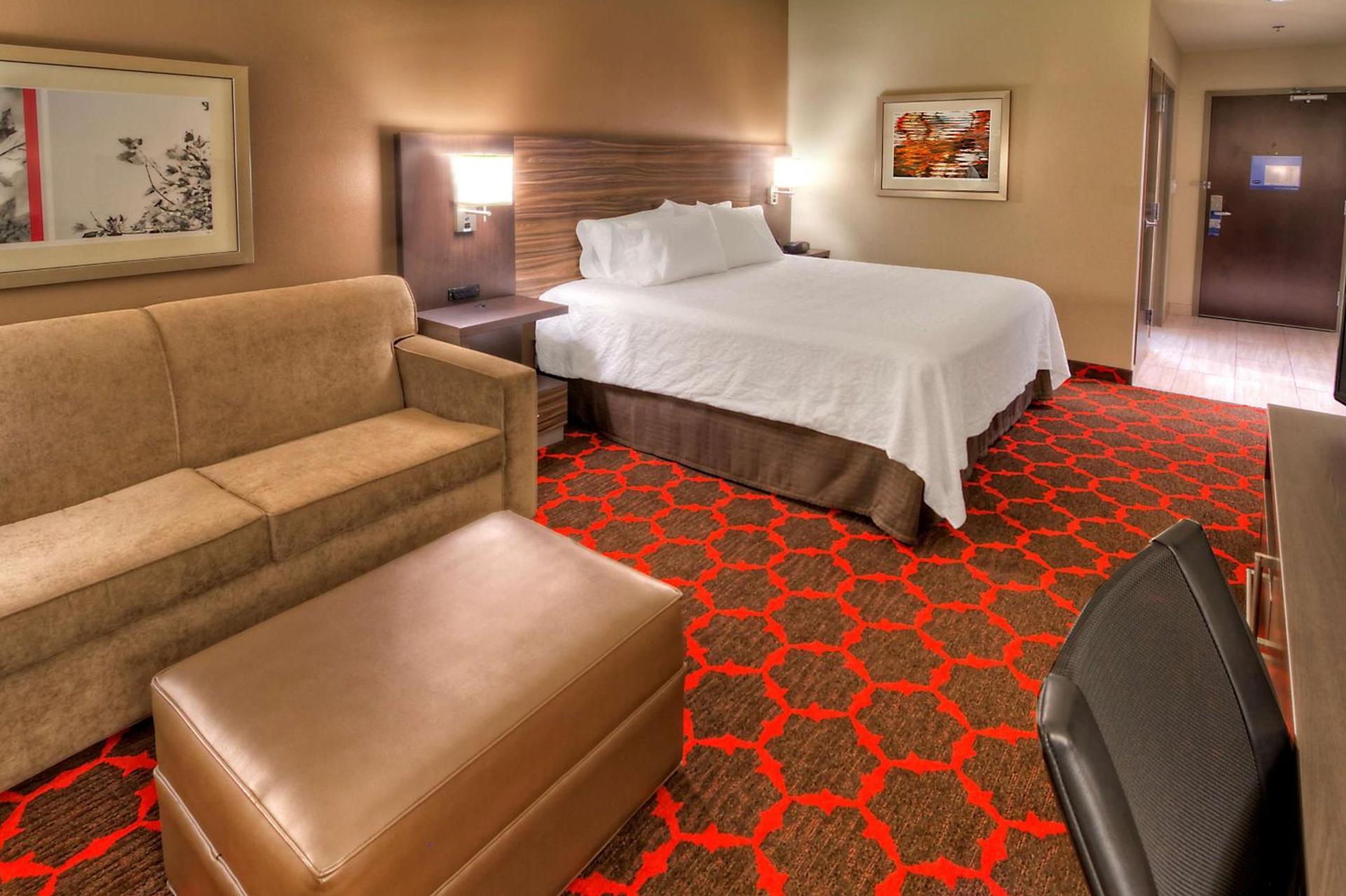 Hampton Inn Cookeville photo 25