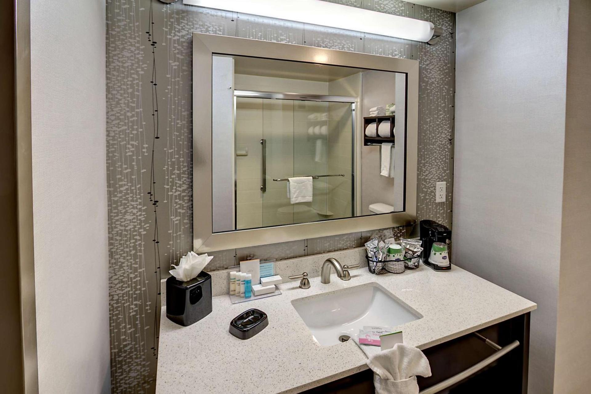 Hampton Inn Cookeville photo 26