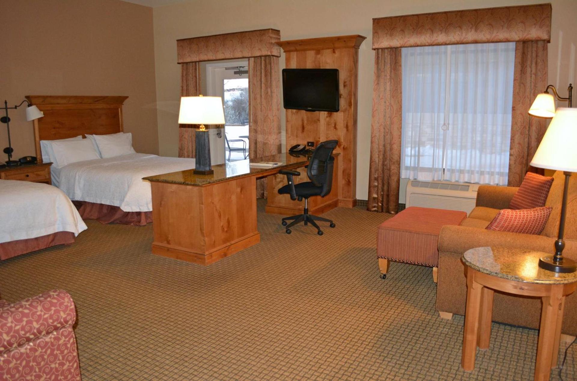Hampton Inn & Suites Buffalo photo 18