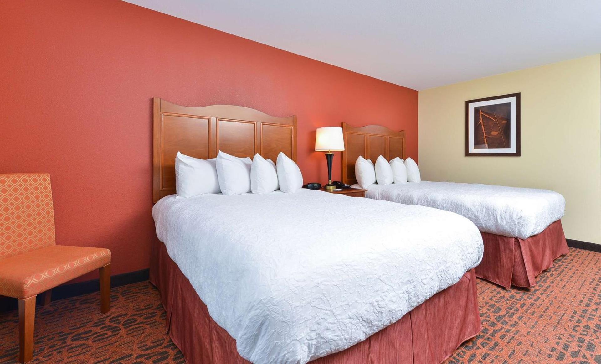 Hampton Inn Clinton photo 21