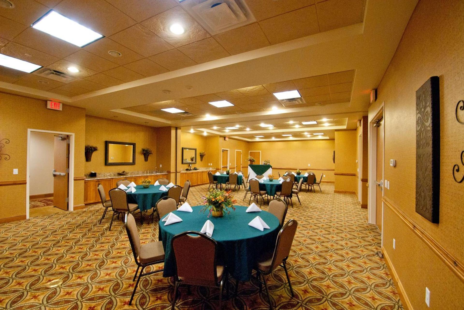 Hampton Inn & Suites Buffalo photo 26