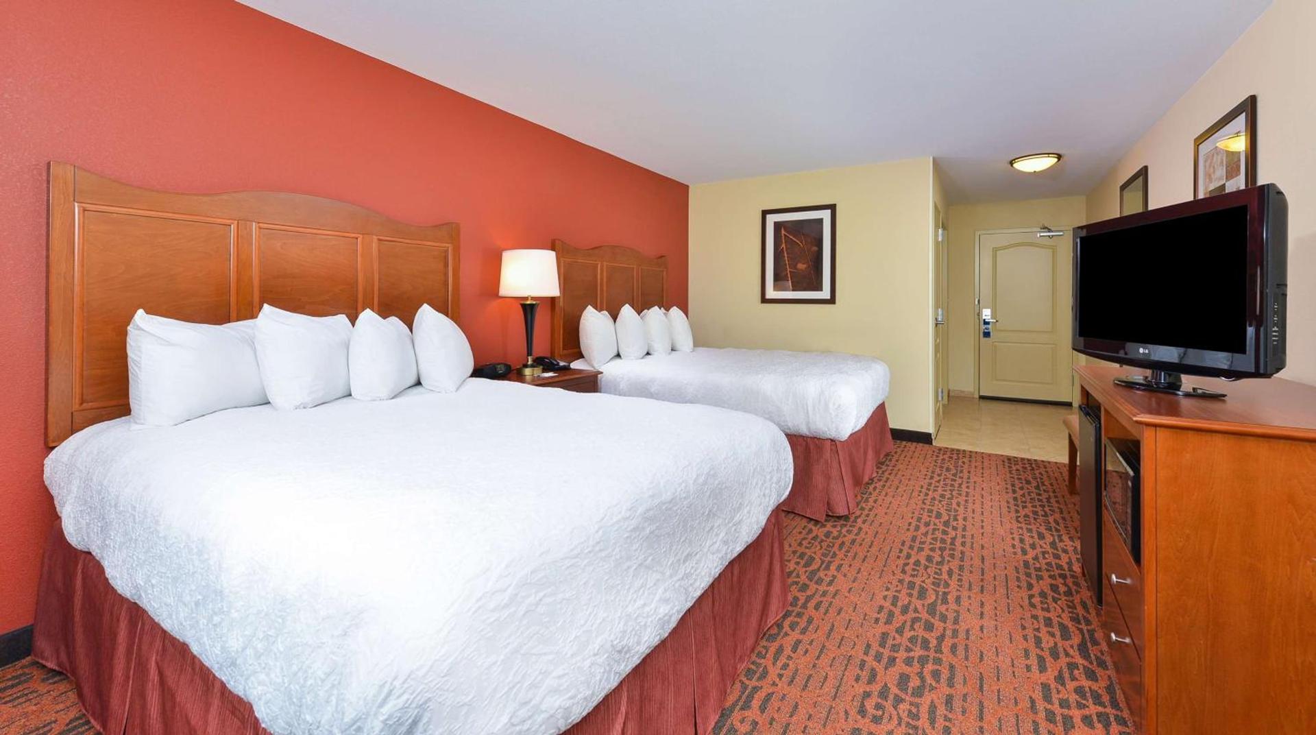 Hampton Inn Clinton photo 50