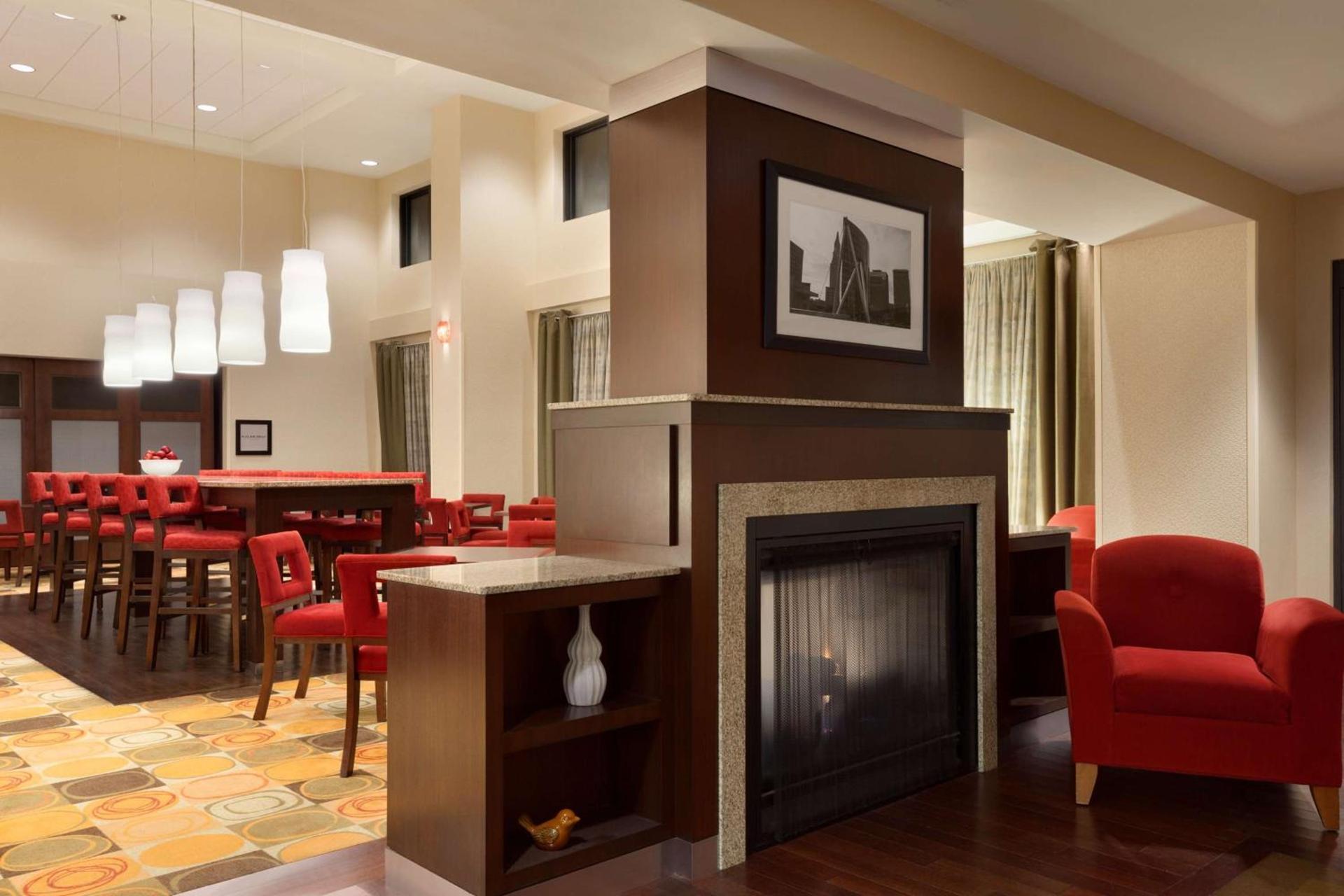 Hampton Inn & Suites East Hartford photo 9