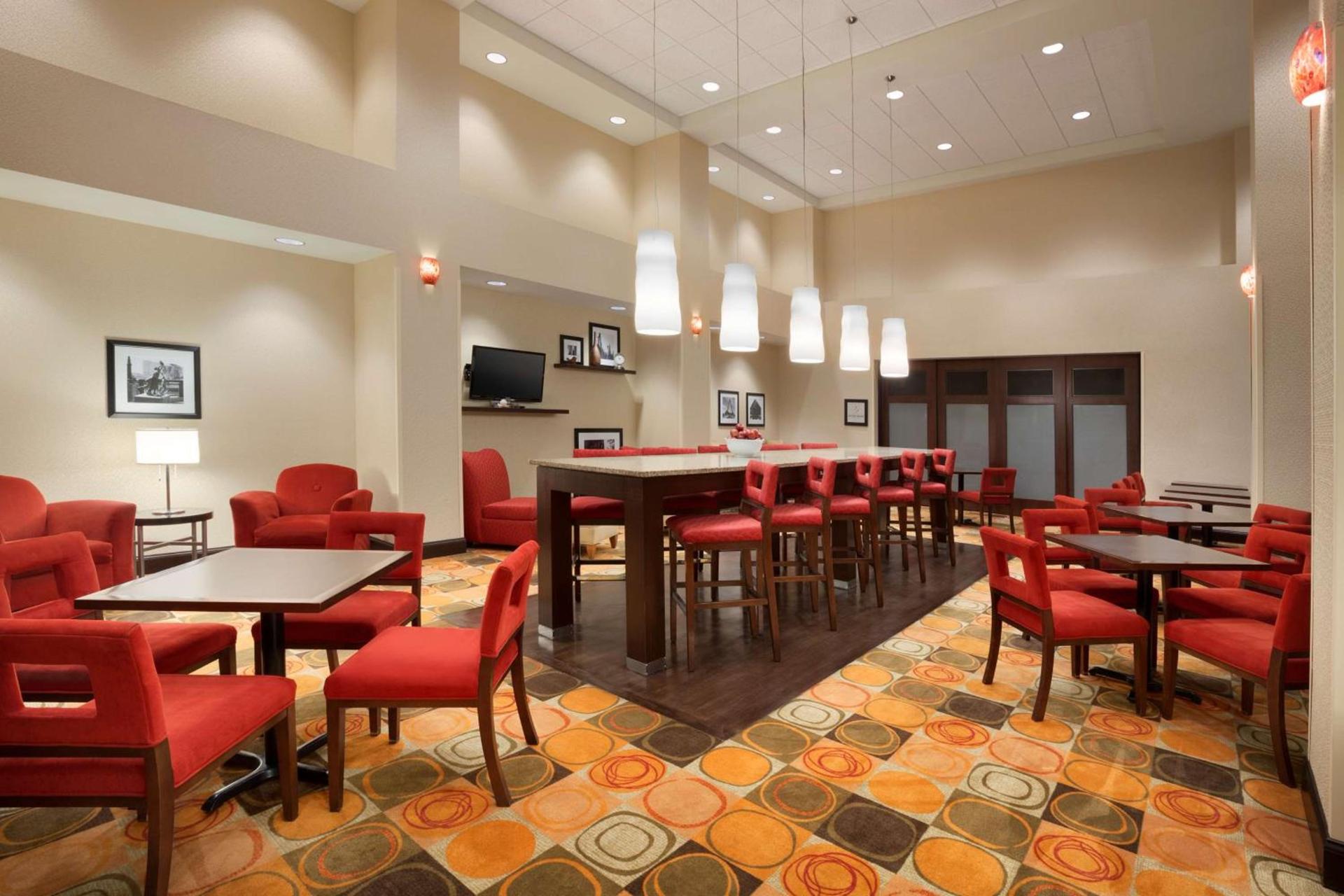 Hampton Inn & Suites East Hartford photo 10