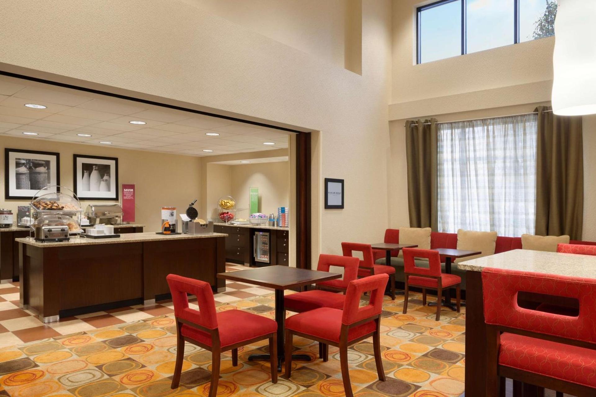 Hampton Inn & Suites East Hartford photo 13