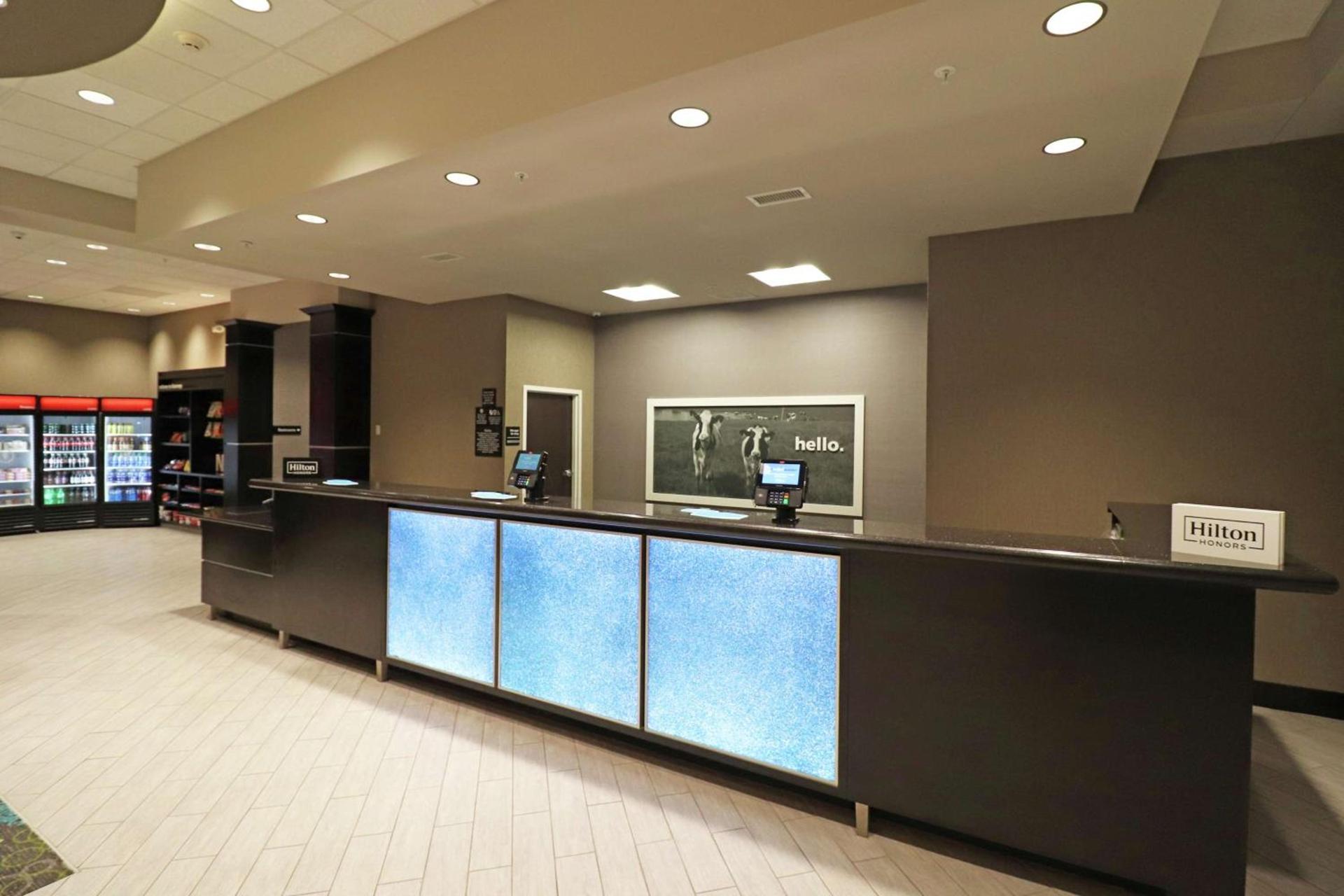 Hampton Inn Kearney photo 7