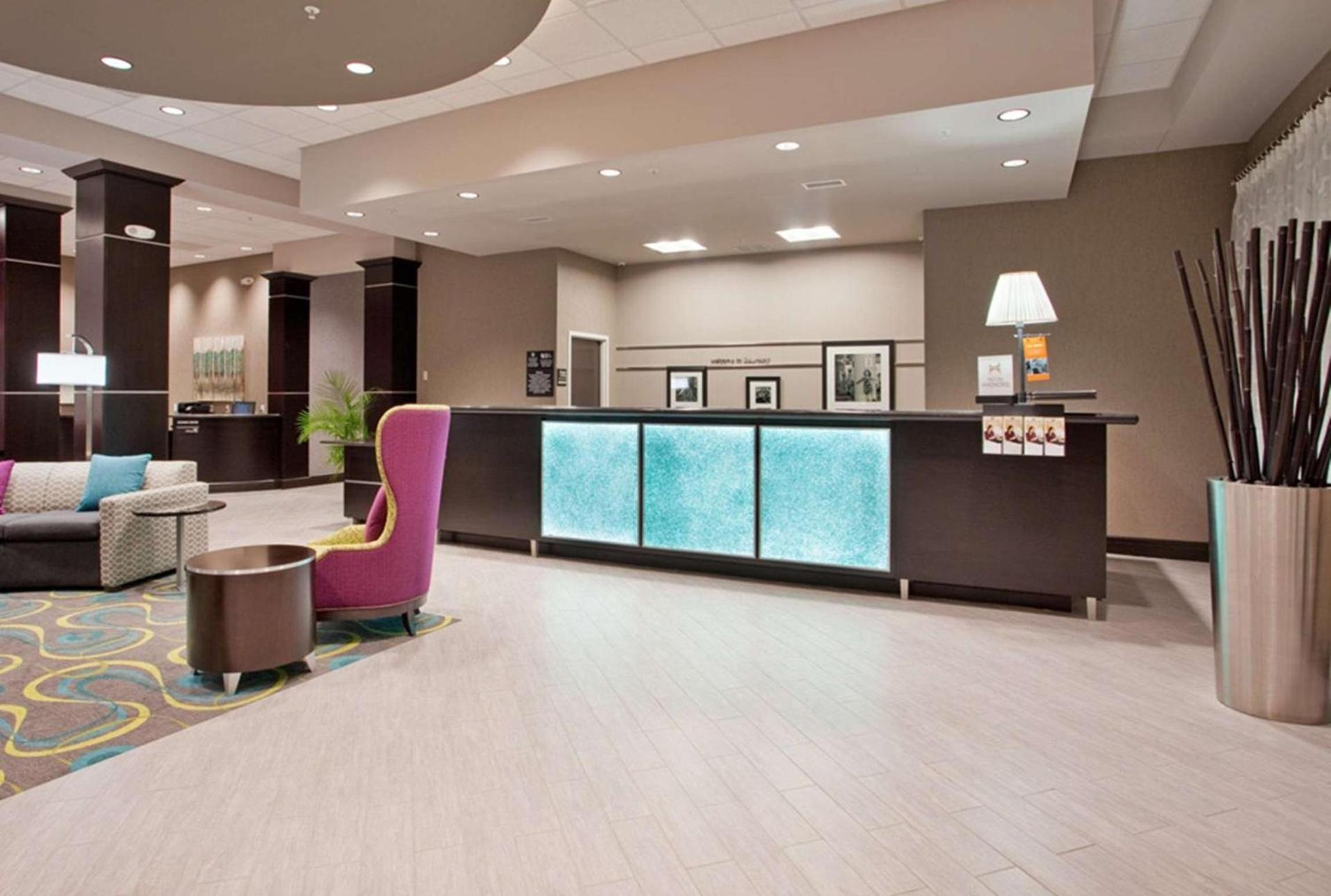 Hampton Inn Kearney photo 11