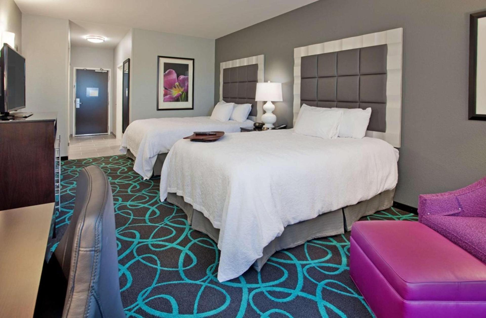 Hampton Inn Kearney photo 46