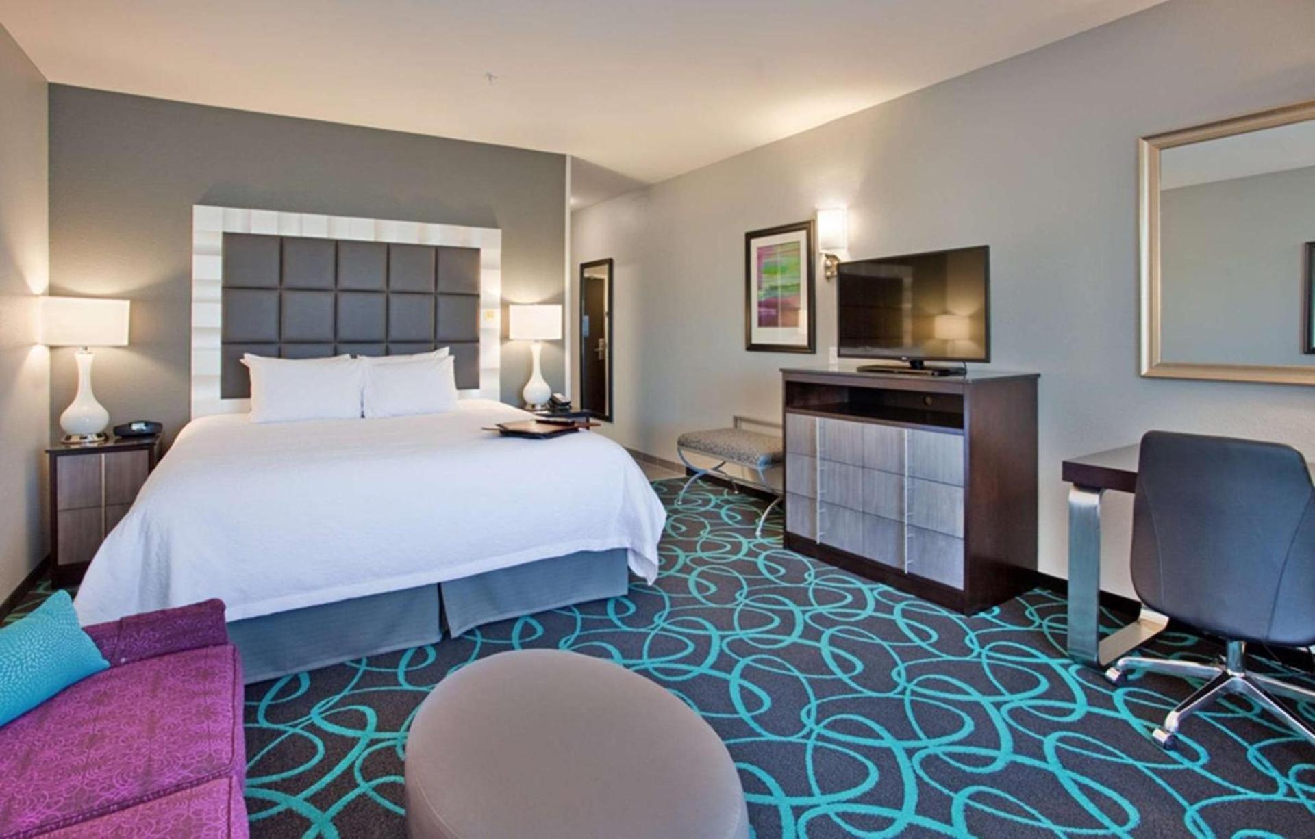 Hampton Inn Kearney photo 47