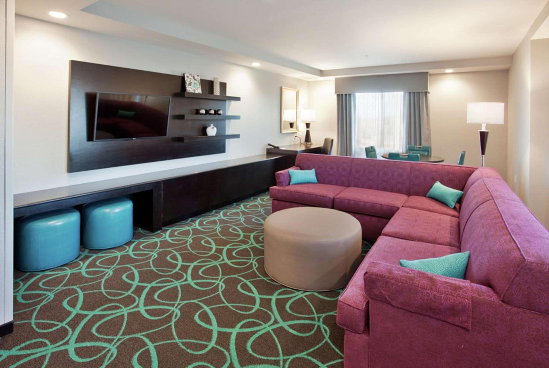 Hampton Inn Kearney photo 55