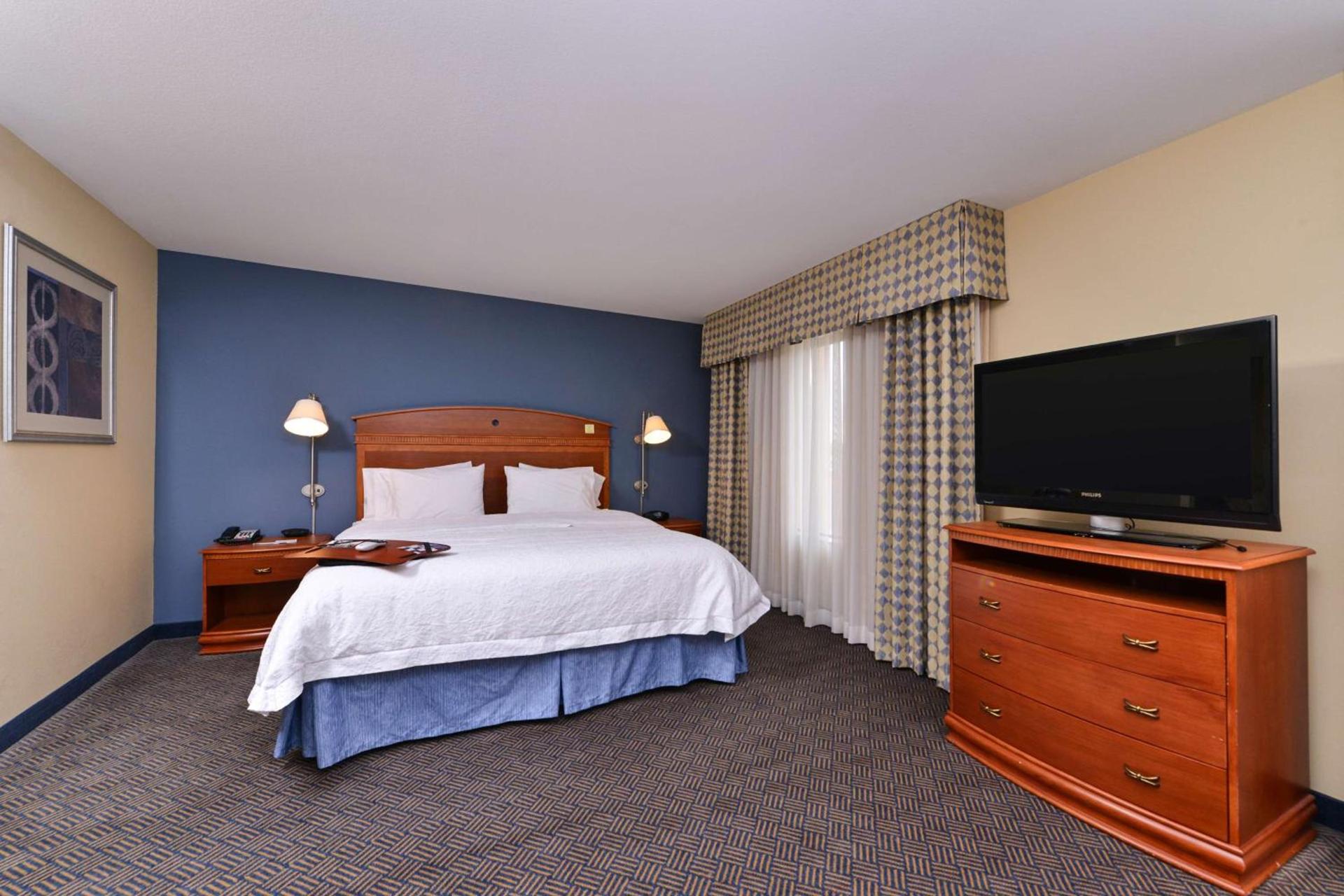 Hampton Inn Evanston photo 22