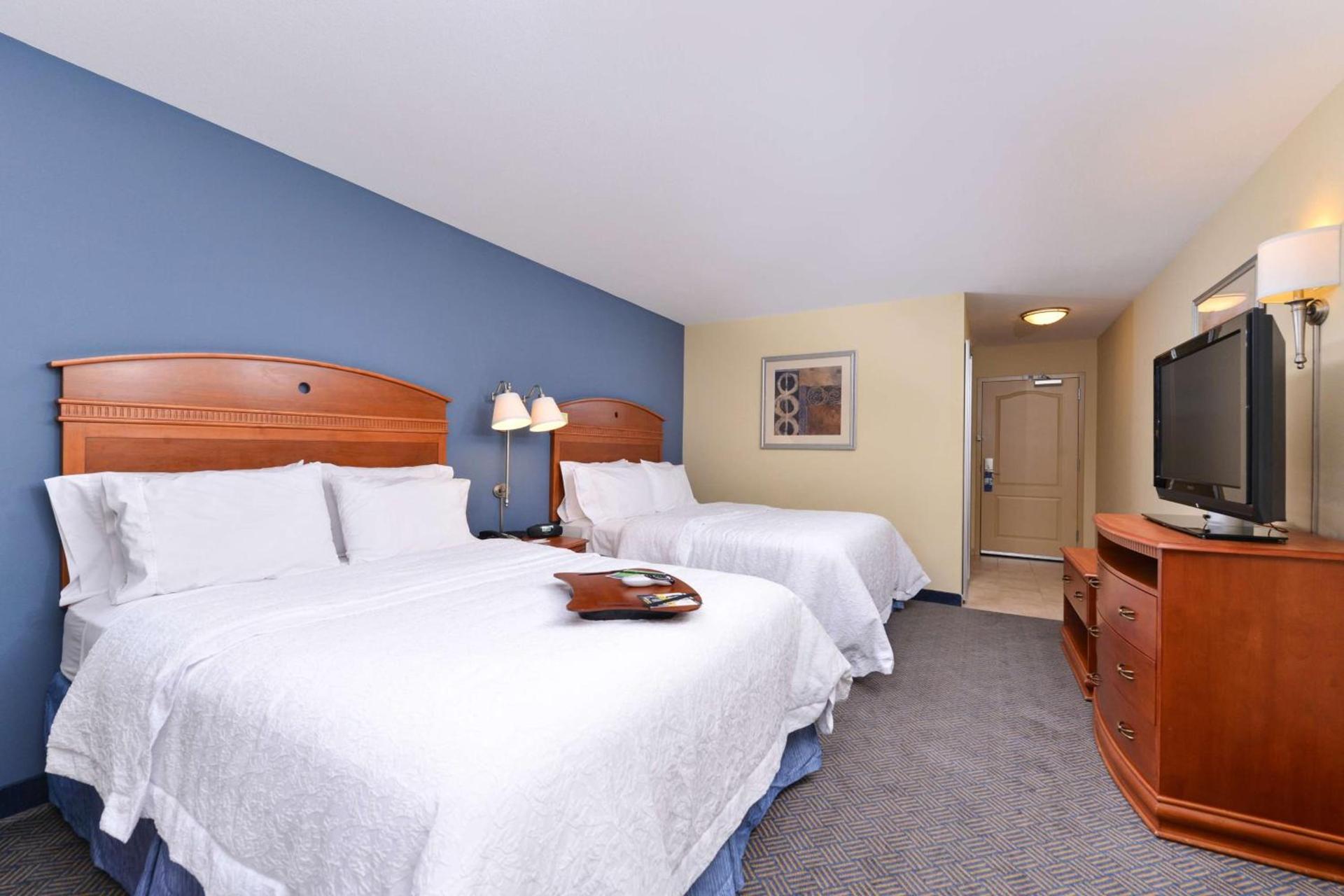 Hampton Inn Evanston photo 27
