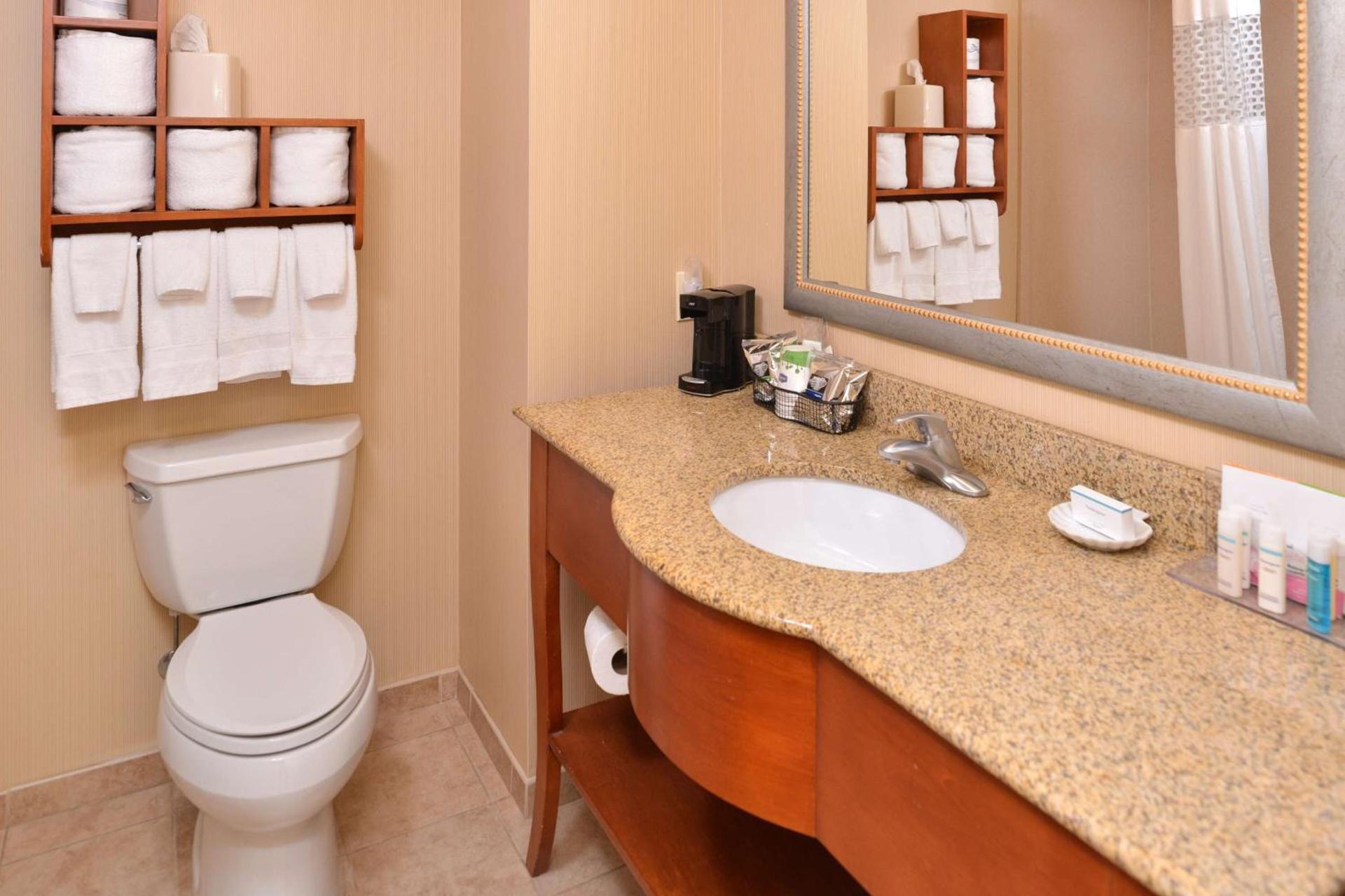 Hampton Inn Evanston photo 29
