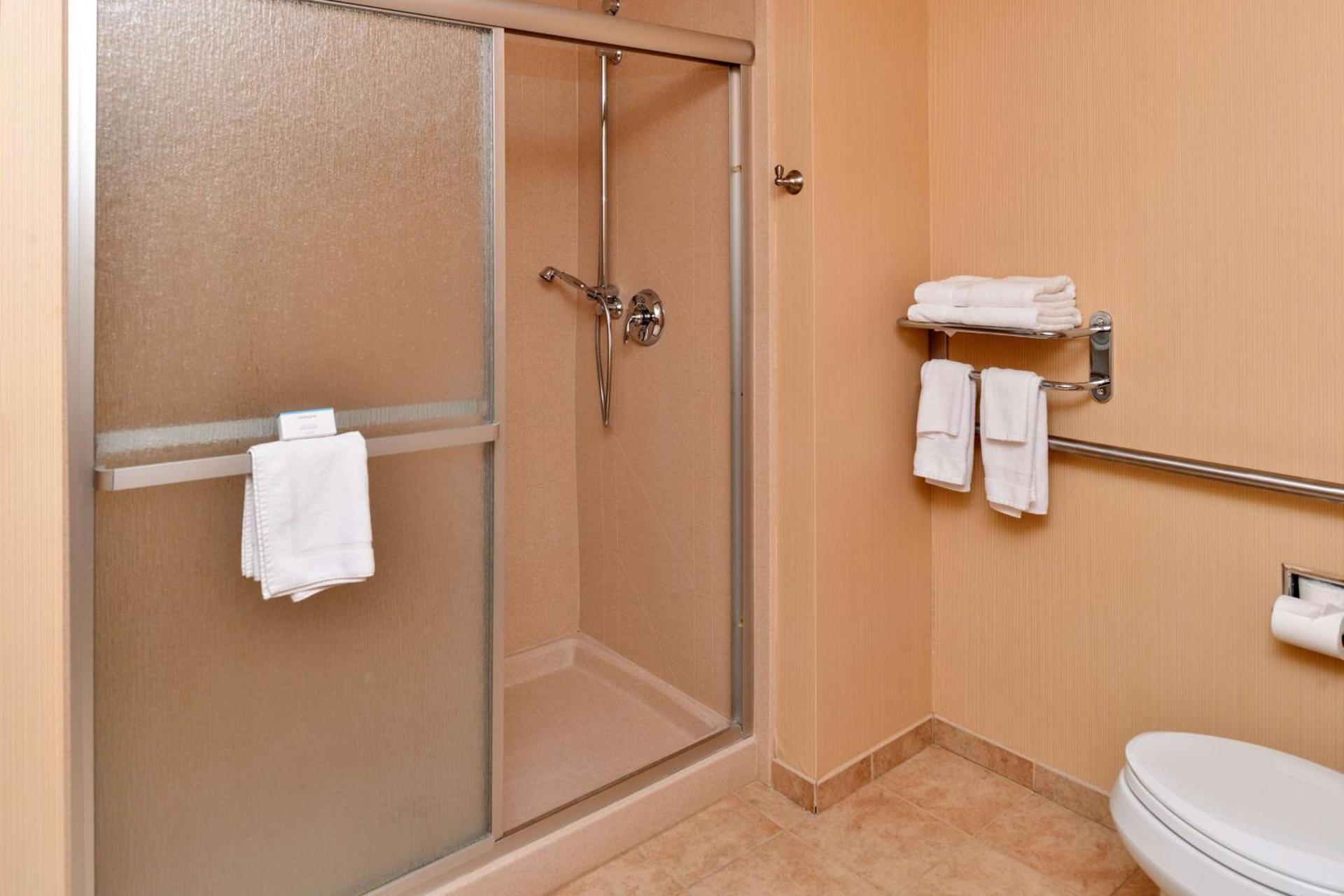 Hampton Inn Evanston photo 33
