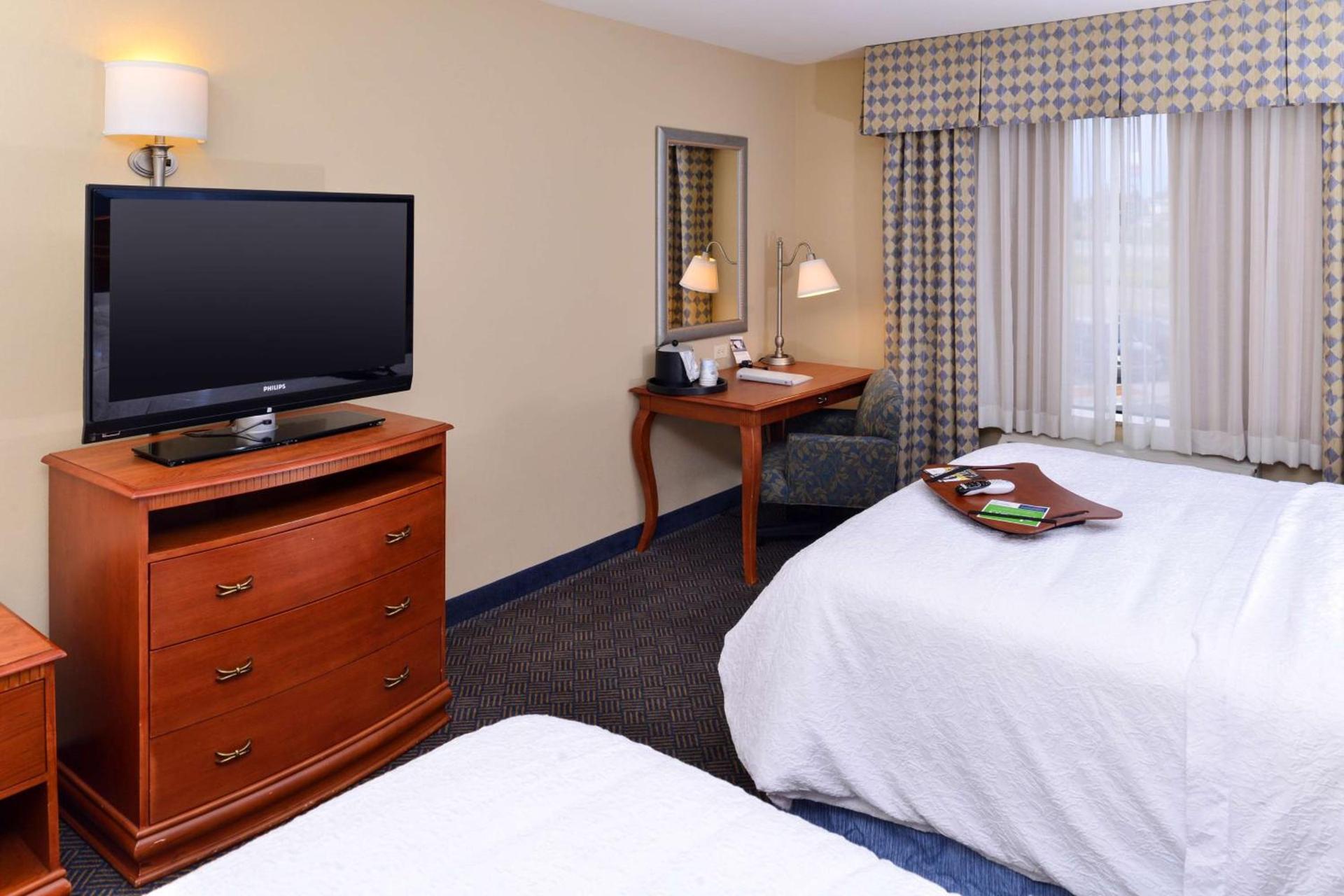 Hampton Inn Evanston photo 40