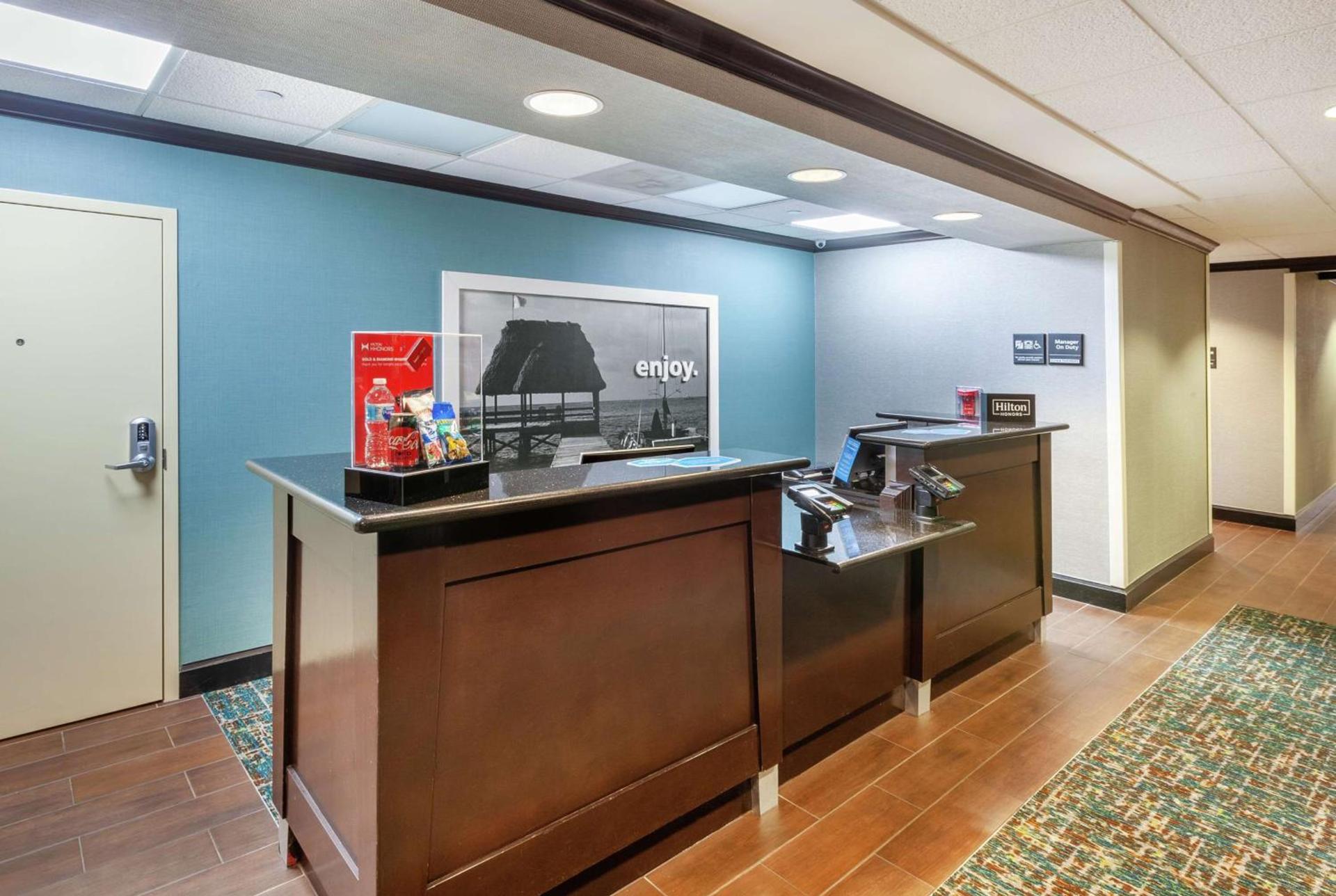 Hampton Inn & Suites Houston/League City photo 2