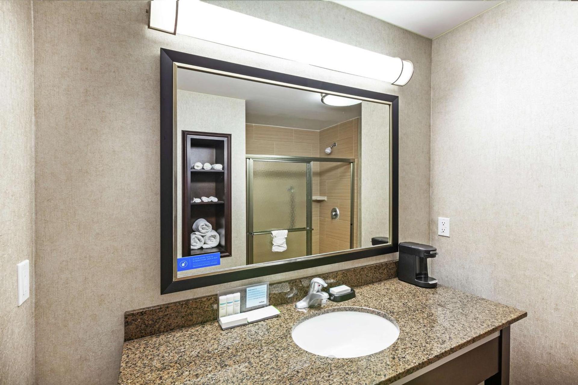 Hampton Inn & Suites Houston/League City photo 18
