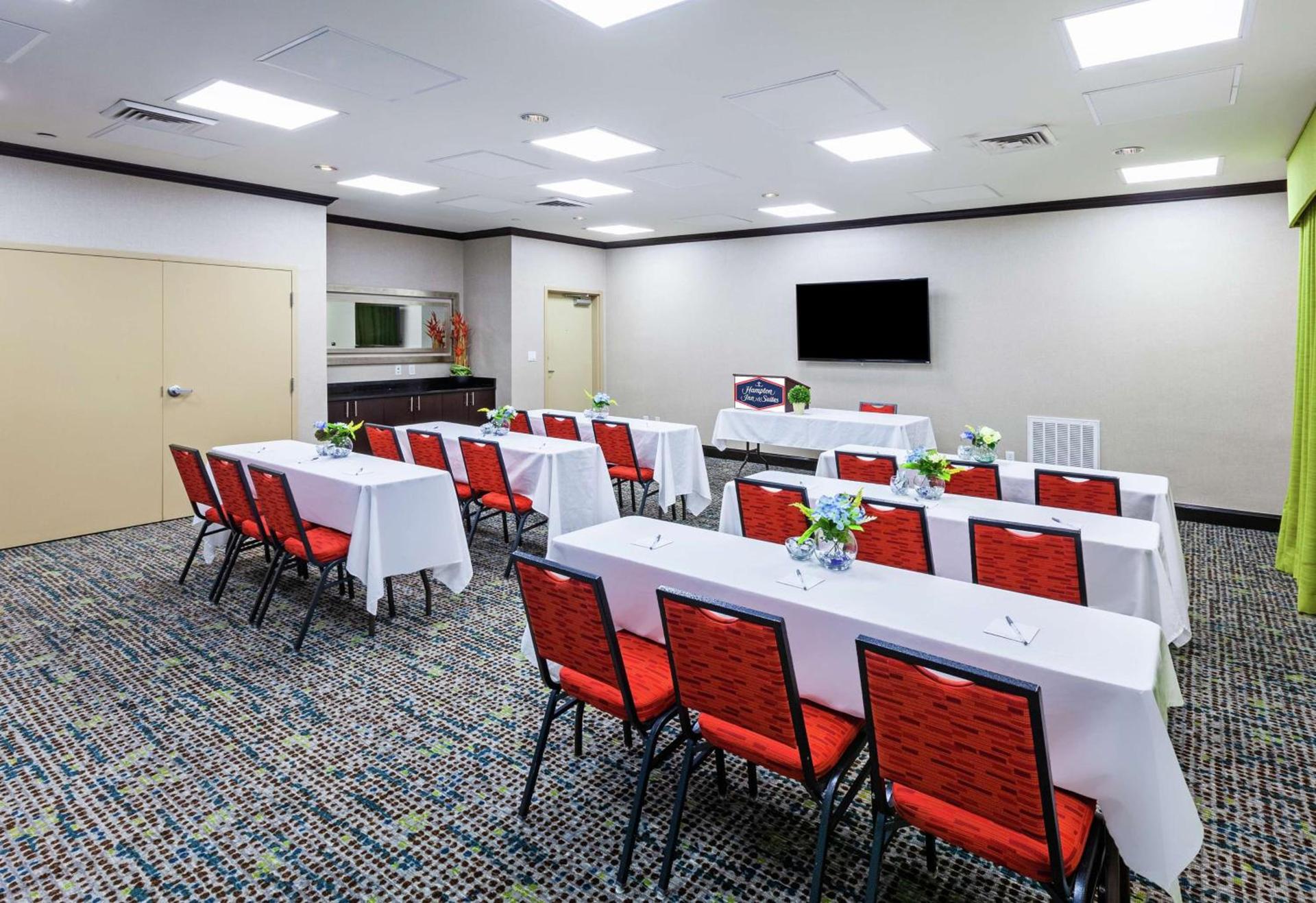 Hampton Inn & Suites Houston/League City photo 25
