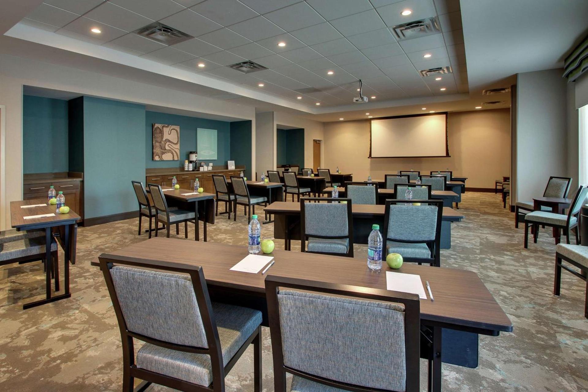 Hampton Inn & Suites By Hilton Southport photo 53