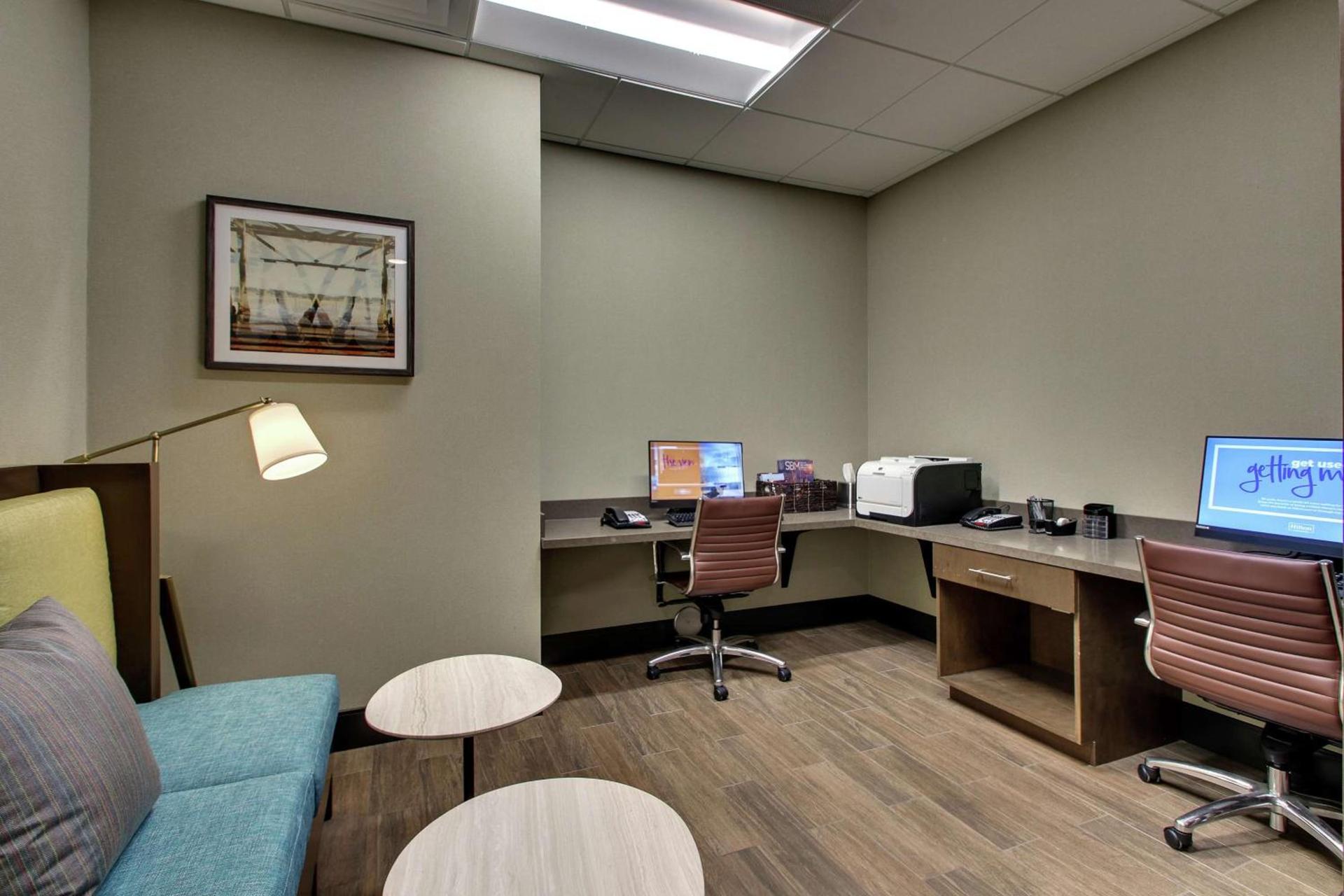 Hampton Inn & Suites By Hilton Southport photo 58