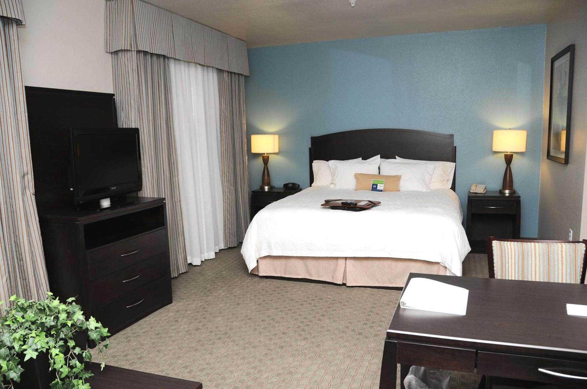 Hampton Inn and Suites Lake Jackson-Clute photo 18